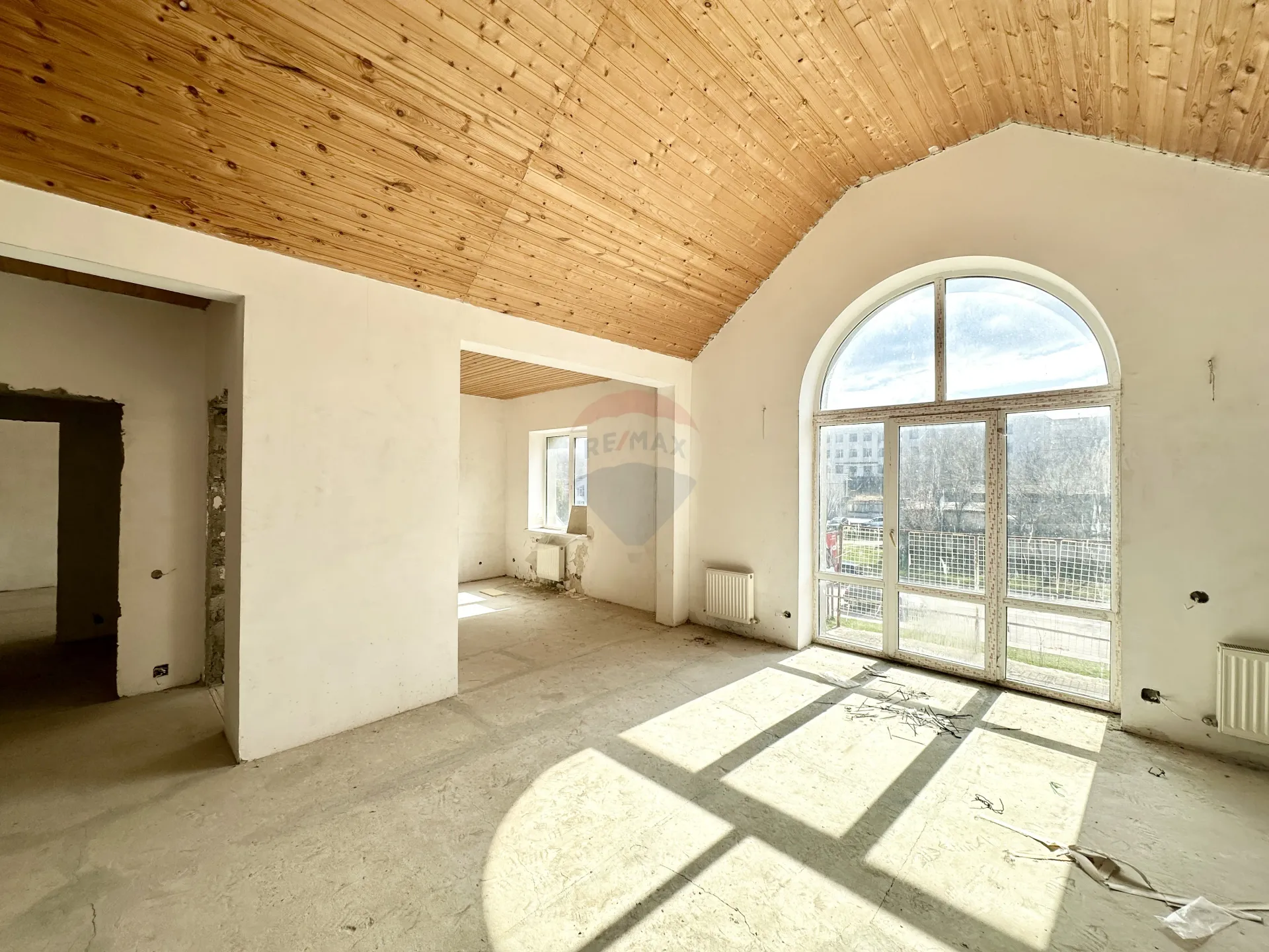 Free-purpose property, 800 m² — Image 6