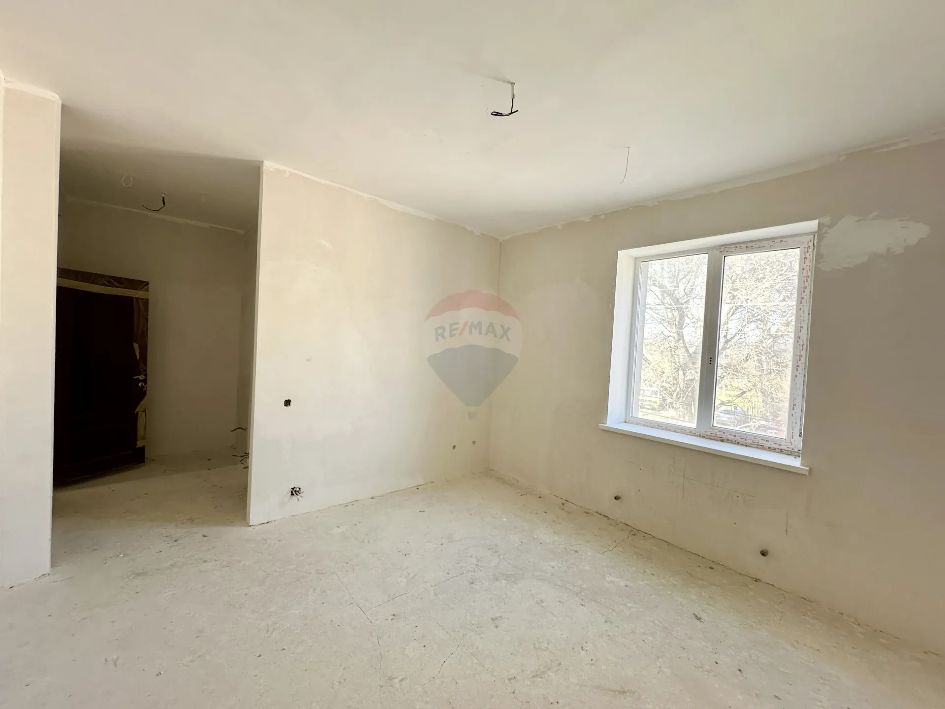 Free-purpose property, 800 m² — Image 8