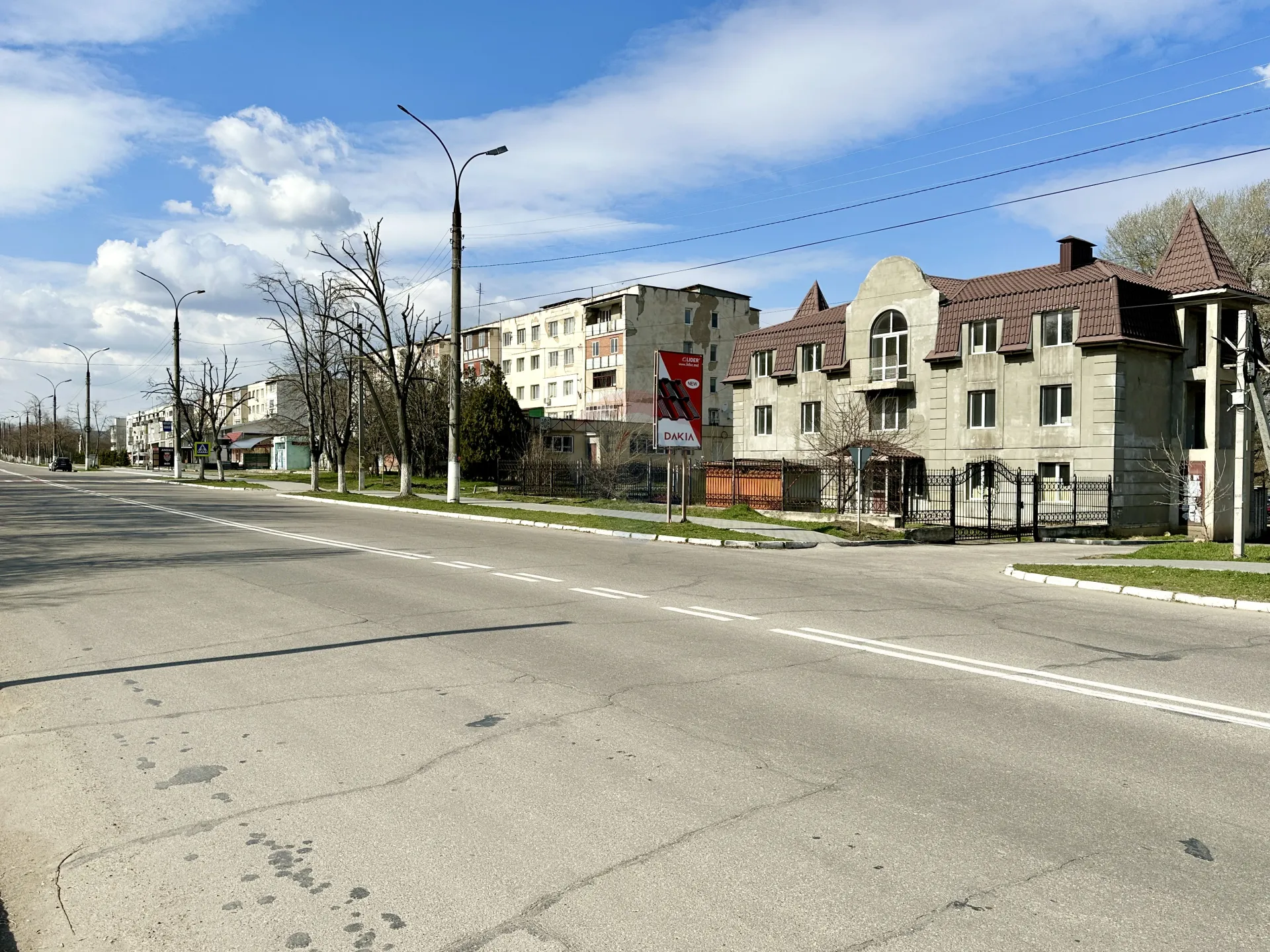 Free-purpose property, 800 m² — Image 11