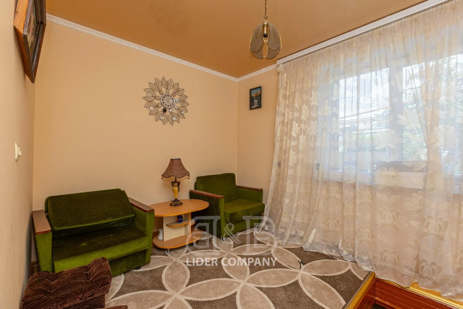 2-etaje casă, 3 camere, 140 m² — Imagine 3