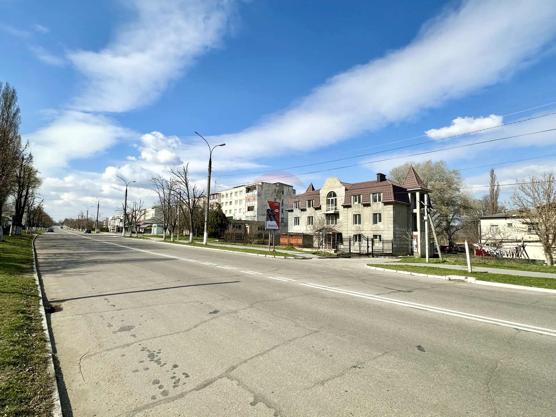 Free-purpose property, 800 m² — Image 13