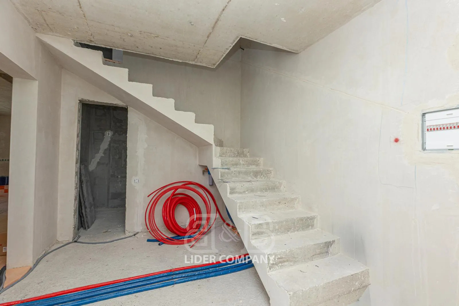 2-etaje casă, 3 camere, 130 m² — Imagine 4