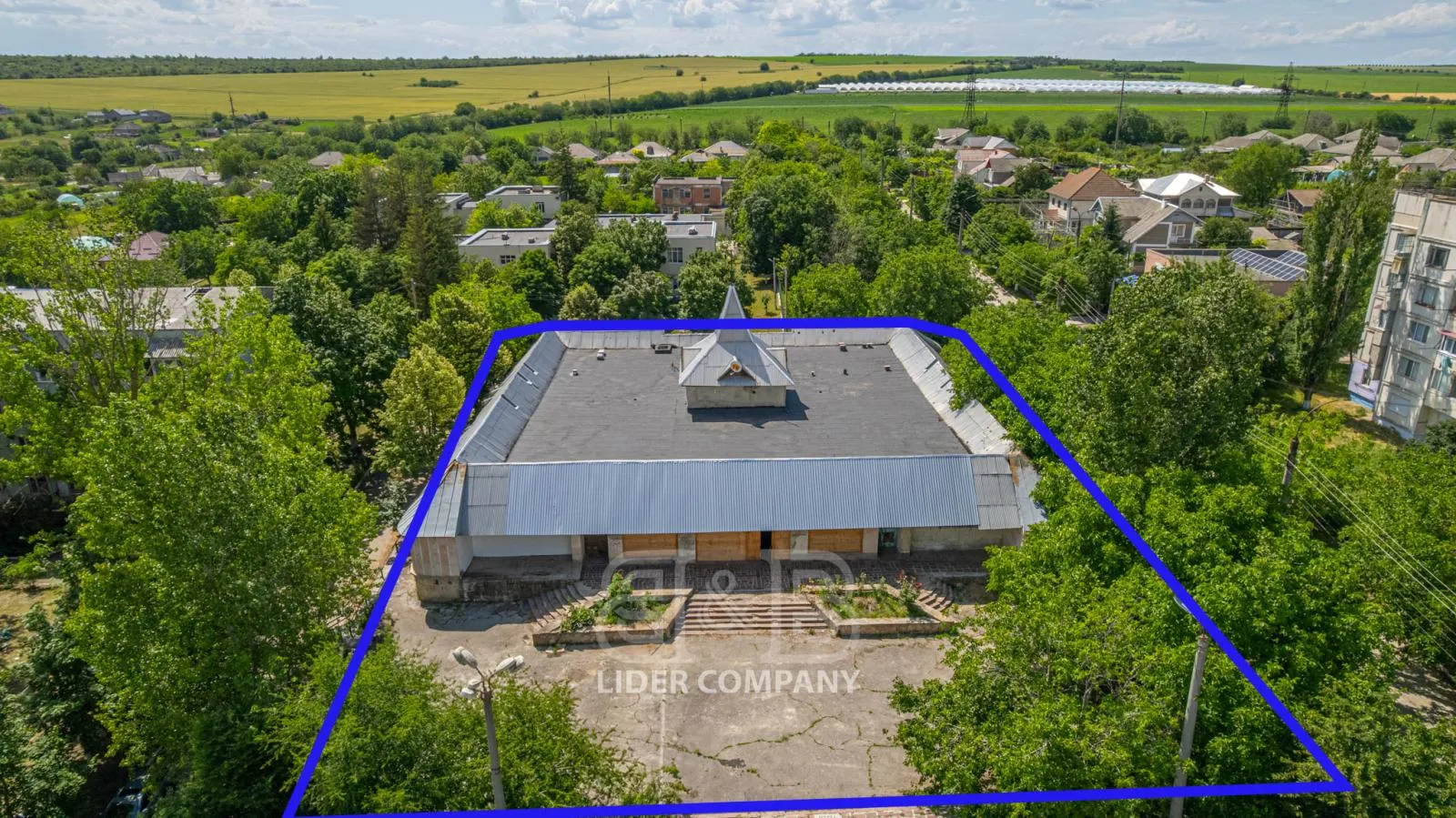 Spațiu comercial, 2 000 m² — Imagine 3