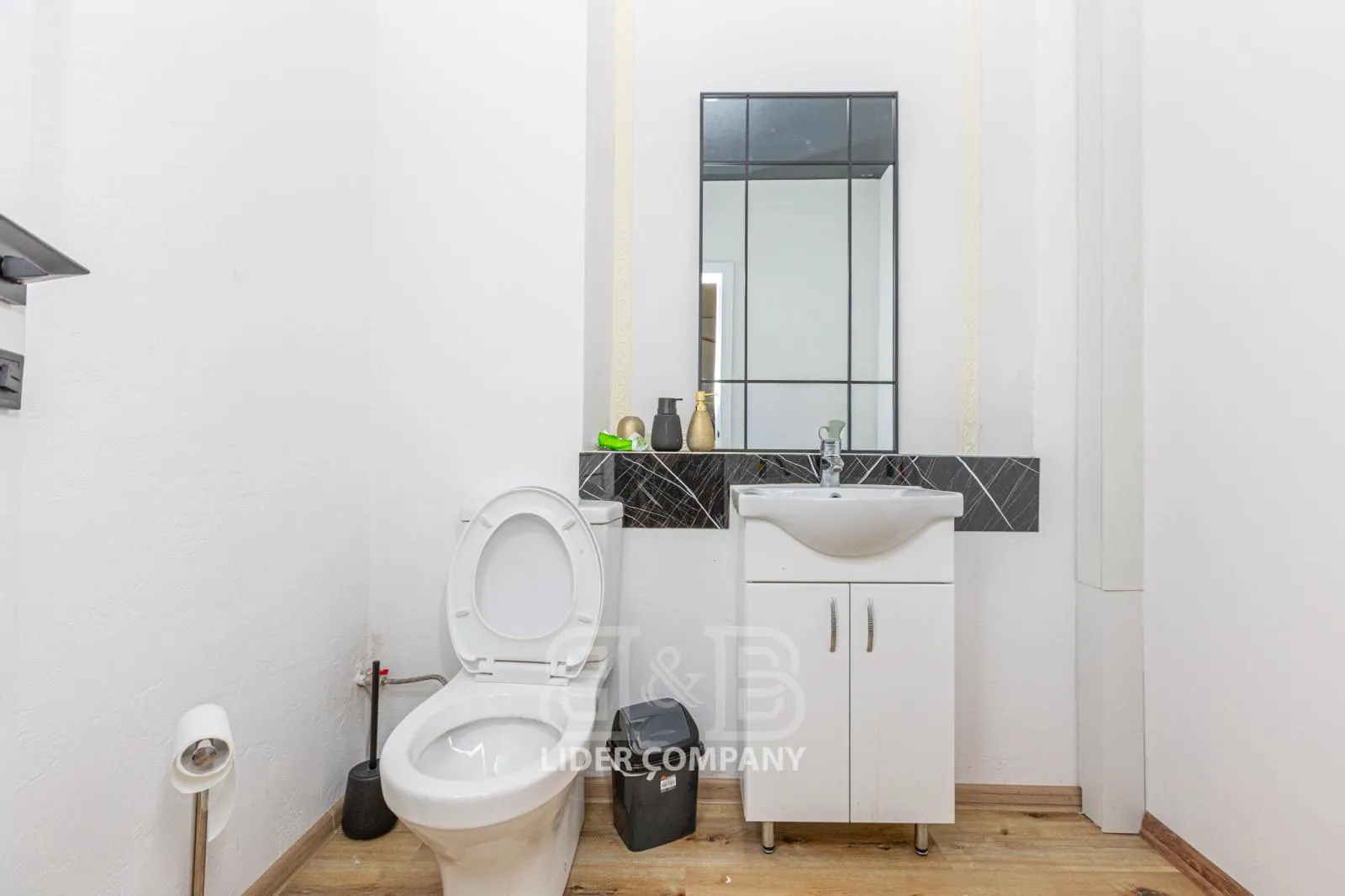 Spațiu comercial, 155 m² — Imagine 2