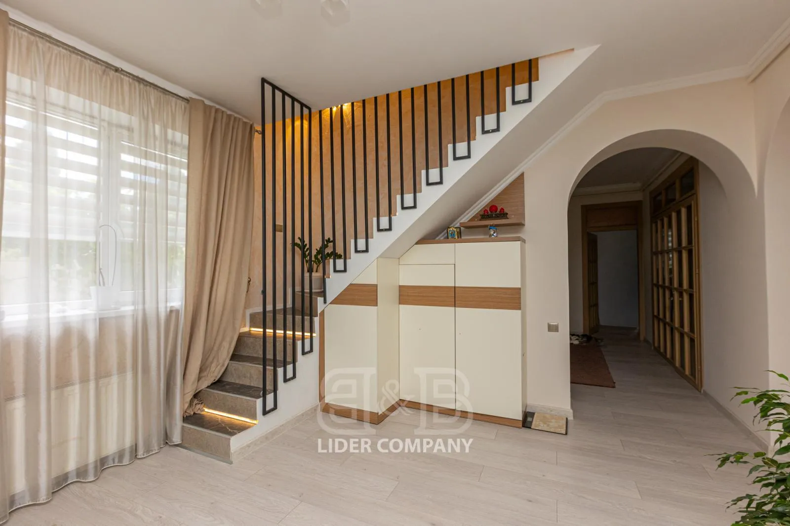 2-этажный дом, 3 комнаты, 136 м² — Изображение 3