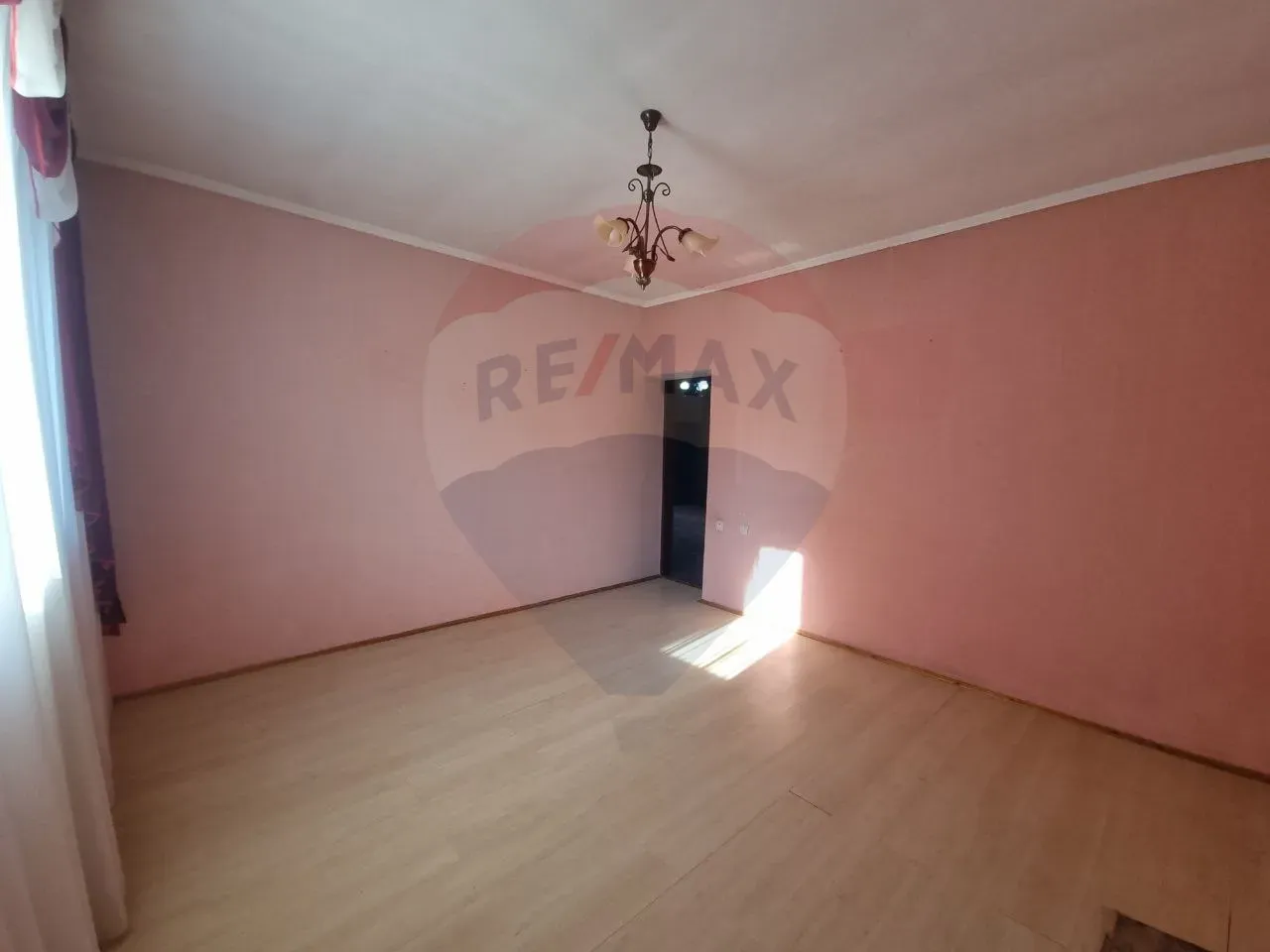 2-floor house, 270 m² — Image 15