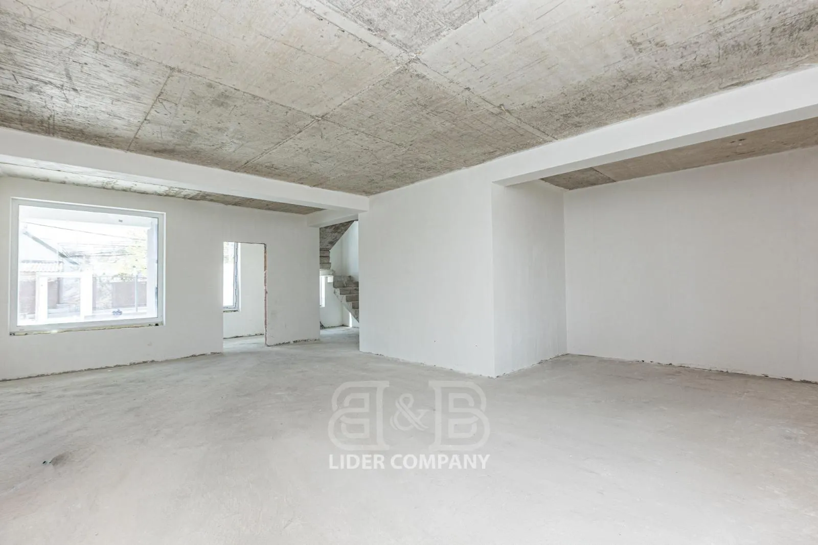 2-этажный дом, 3 комнаты, 183 м² — Изображение 3
