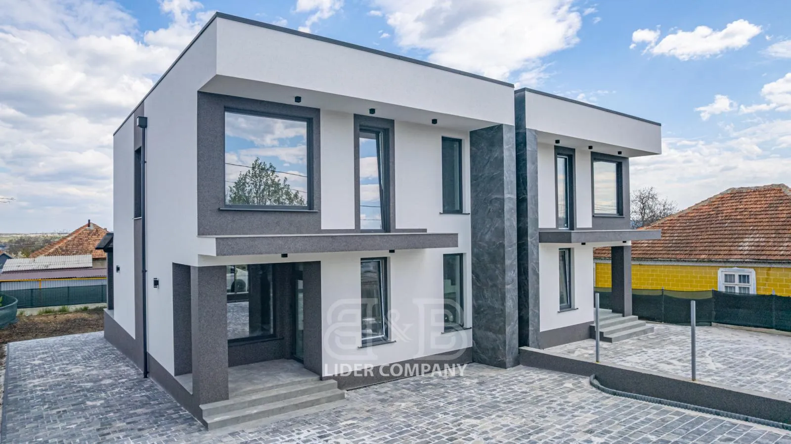 2-этажный дом, 3 комнаты, 183 м² — Изображение 1