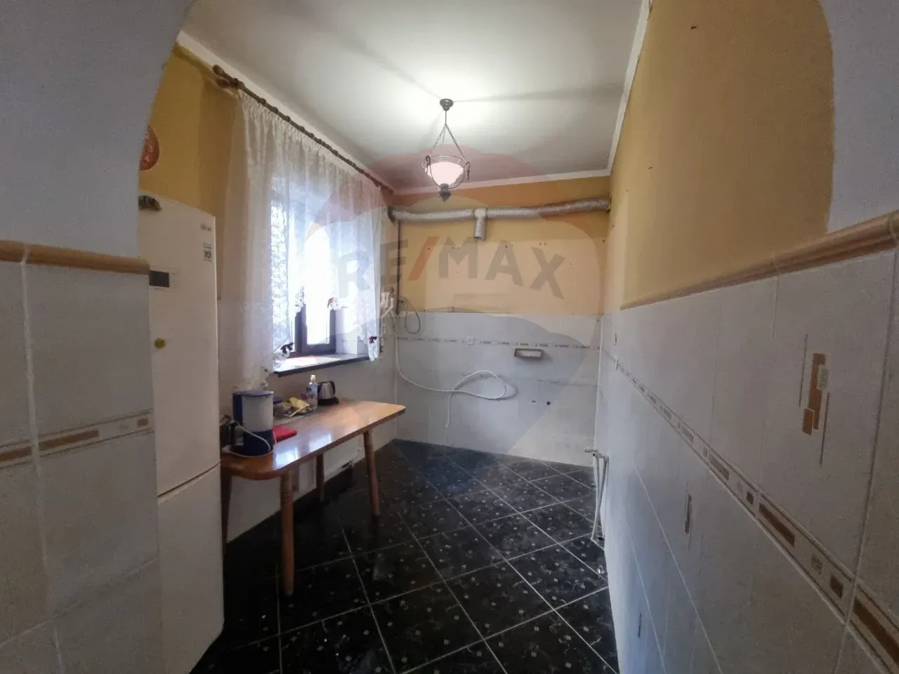 2-floor house, 270 m² — Image 2