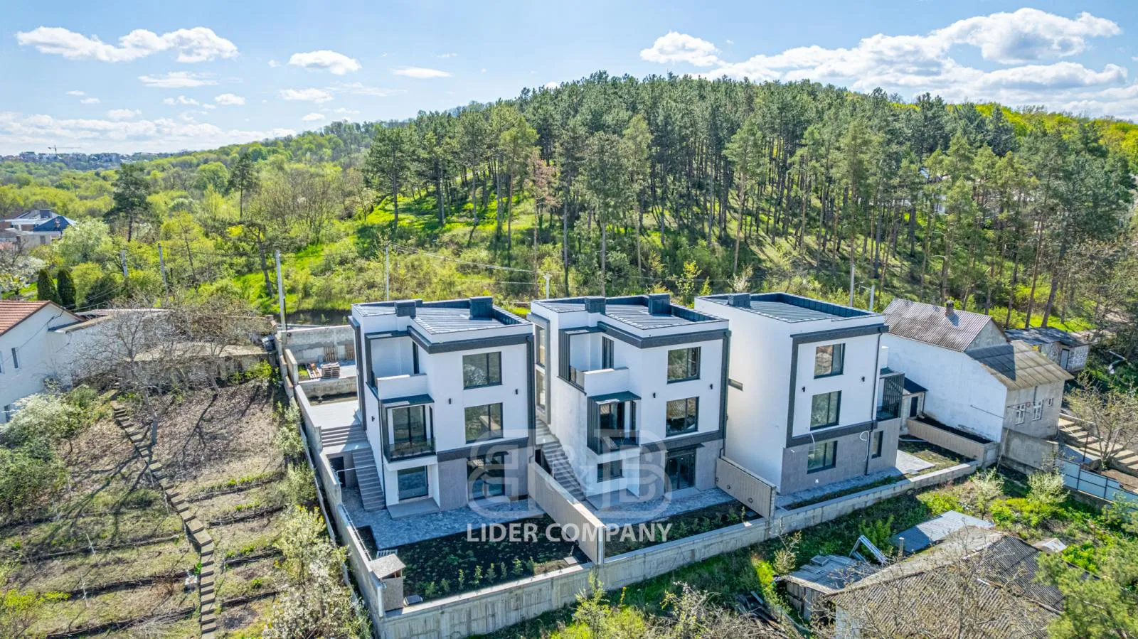 3-etaje casă, 4 camere, 180 m² — Imagine 4