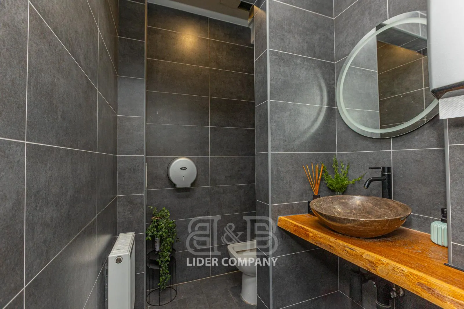 Commercial space, 155 m² — Image 3