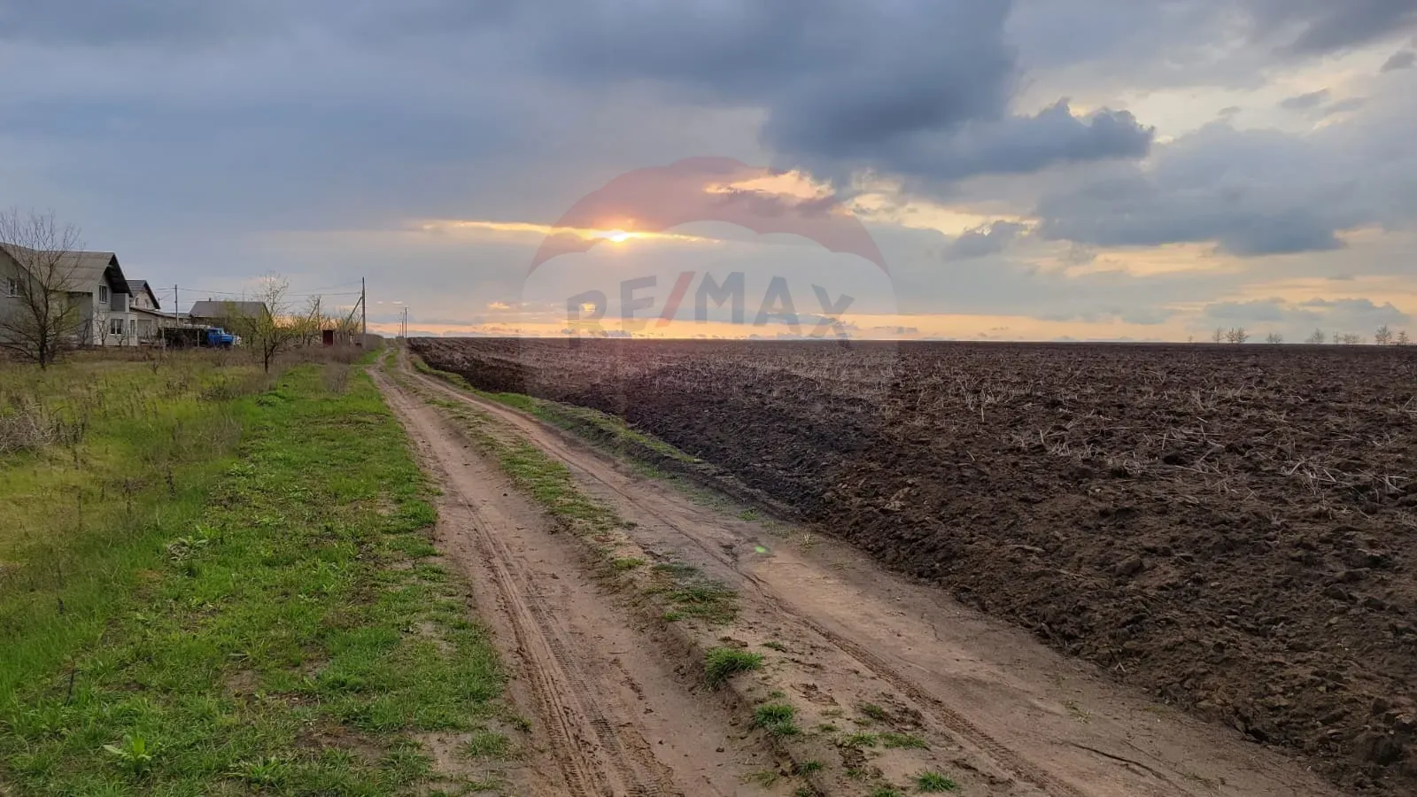 Commercial Land, 1.62 hectares — Image 1