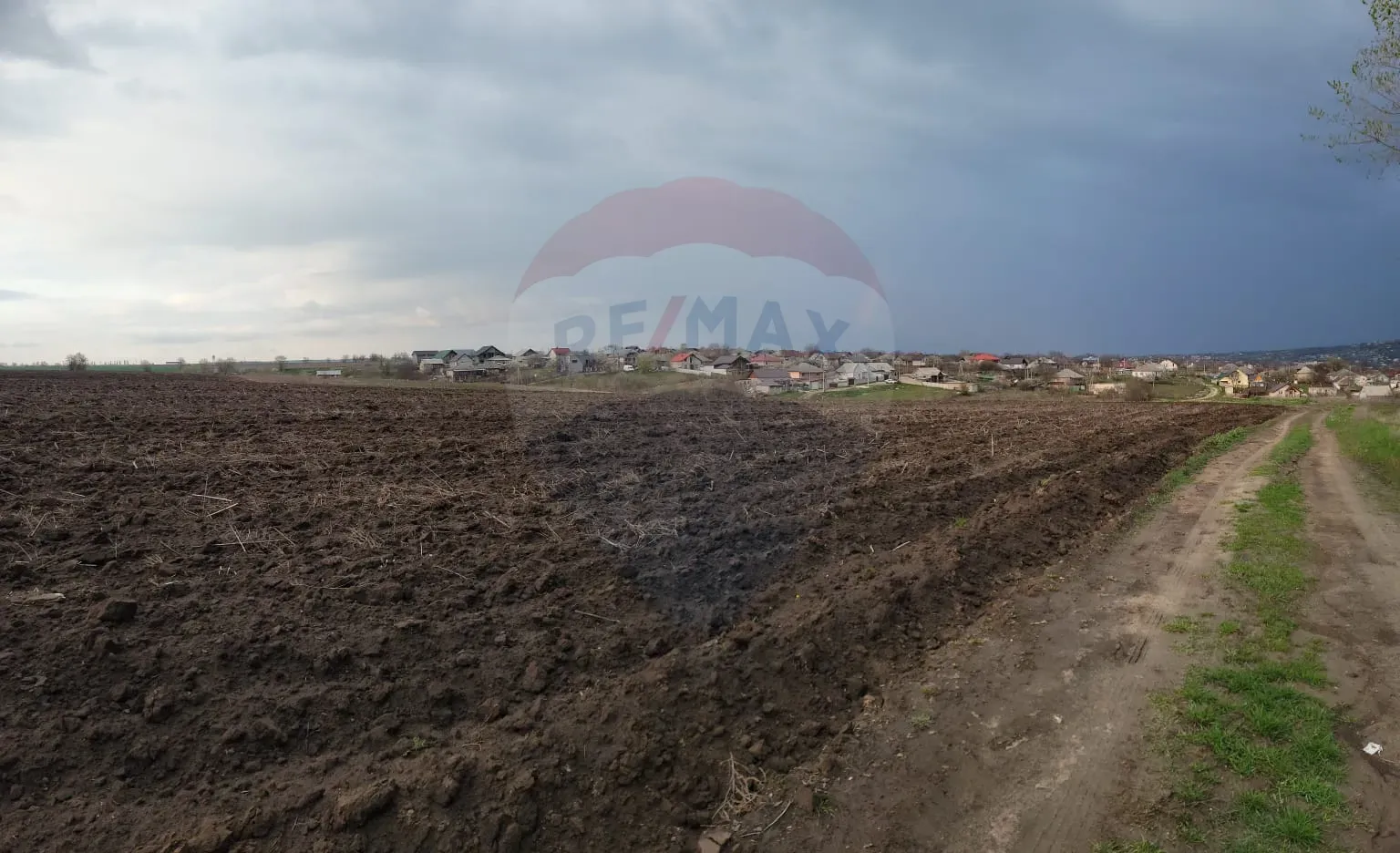 Commercial Land, 1.62 hectares — Image 2