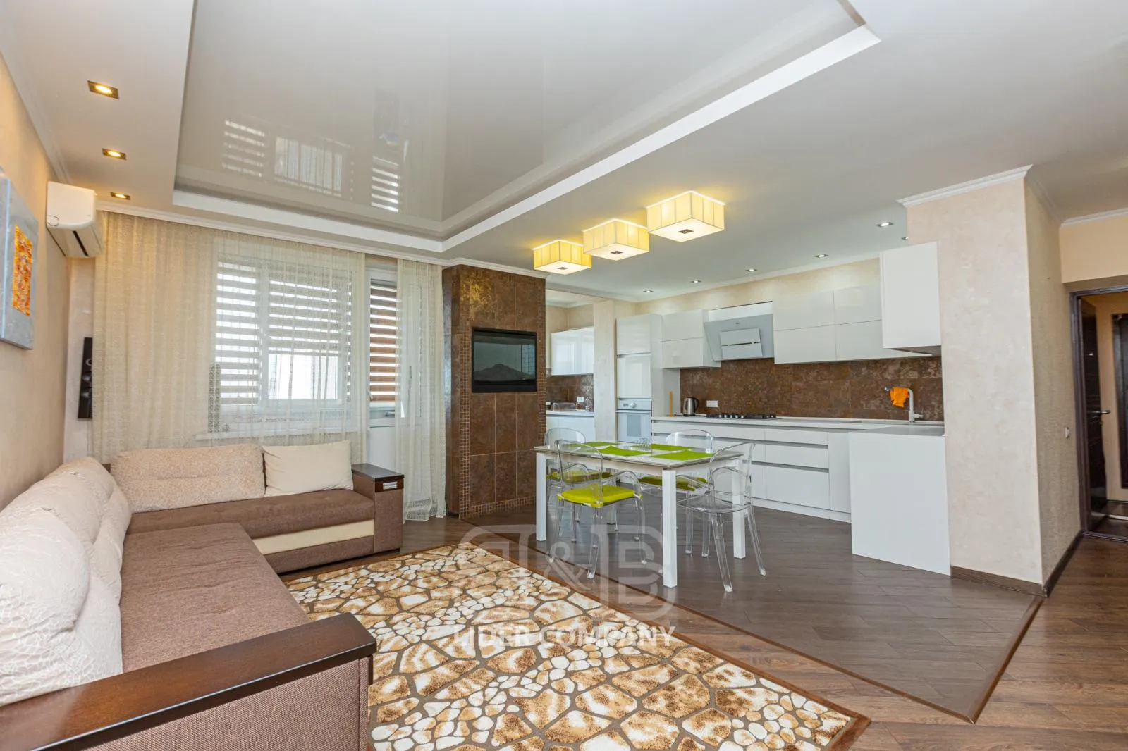 4-комнатная квартира, 139 м² — Изображение 1