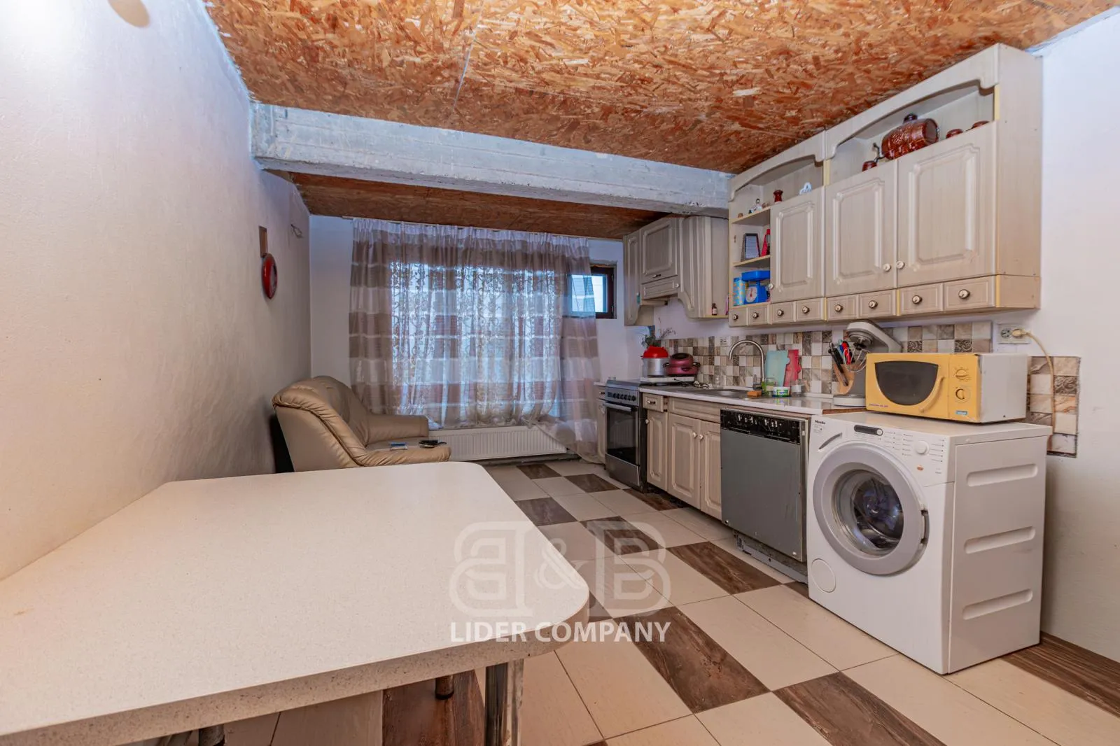 1-этажный дом, 3 комнаты, 150 м² — Изображение 2
