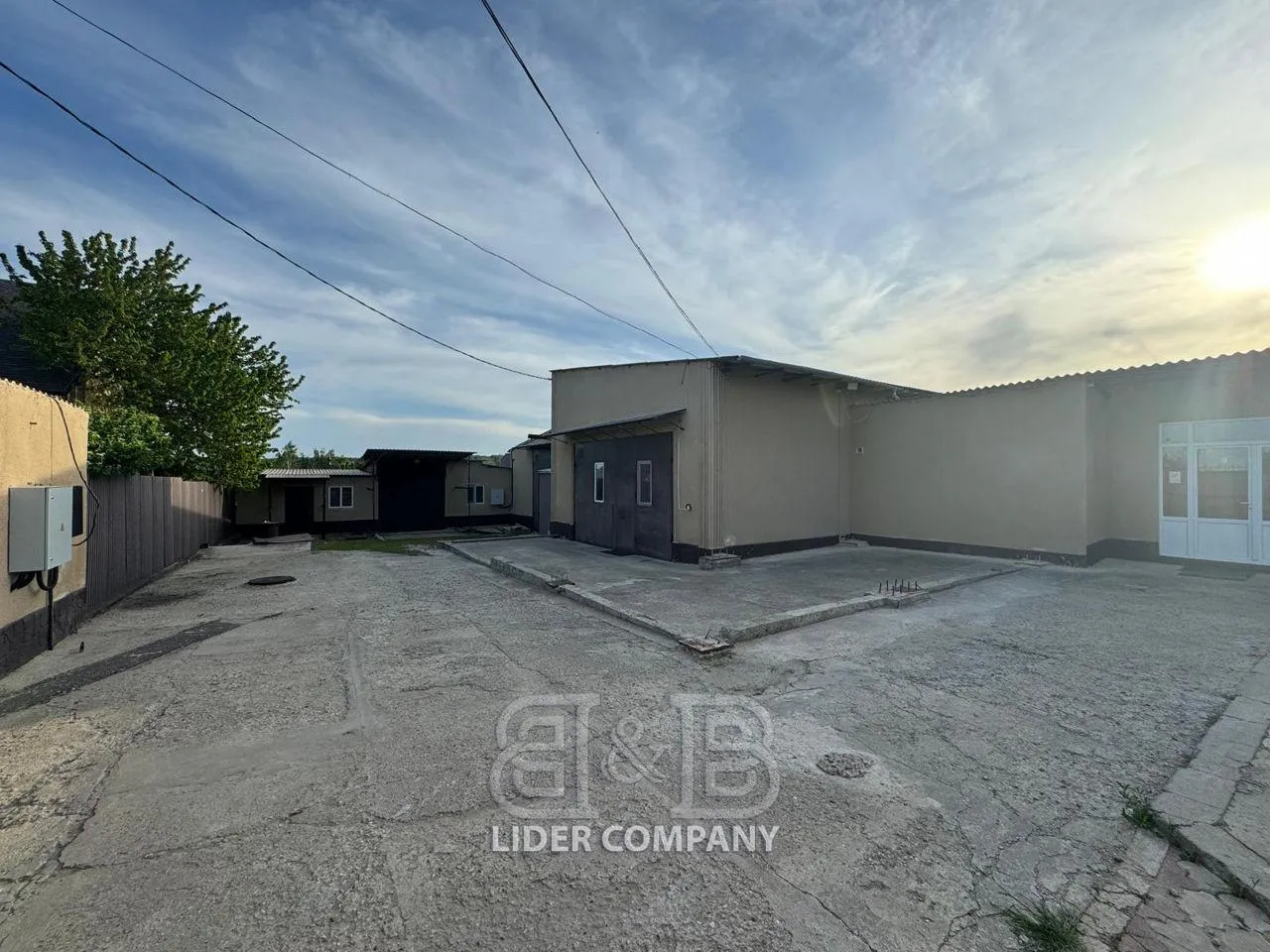 Commercial space, 610 m² — Image 3