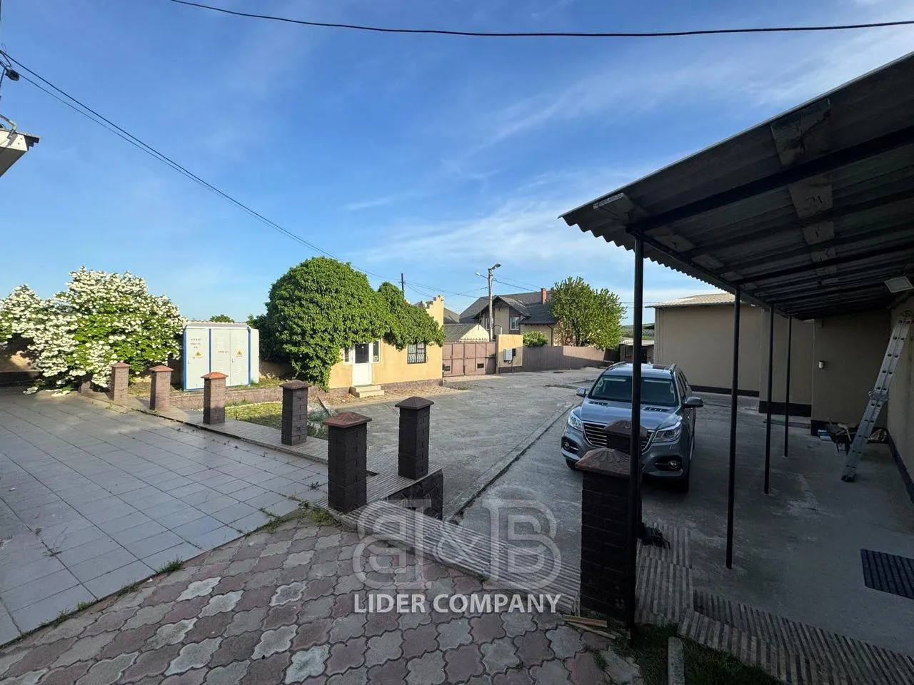 Commercial space, 610 m² — Image 2