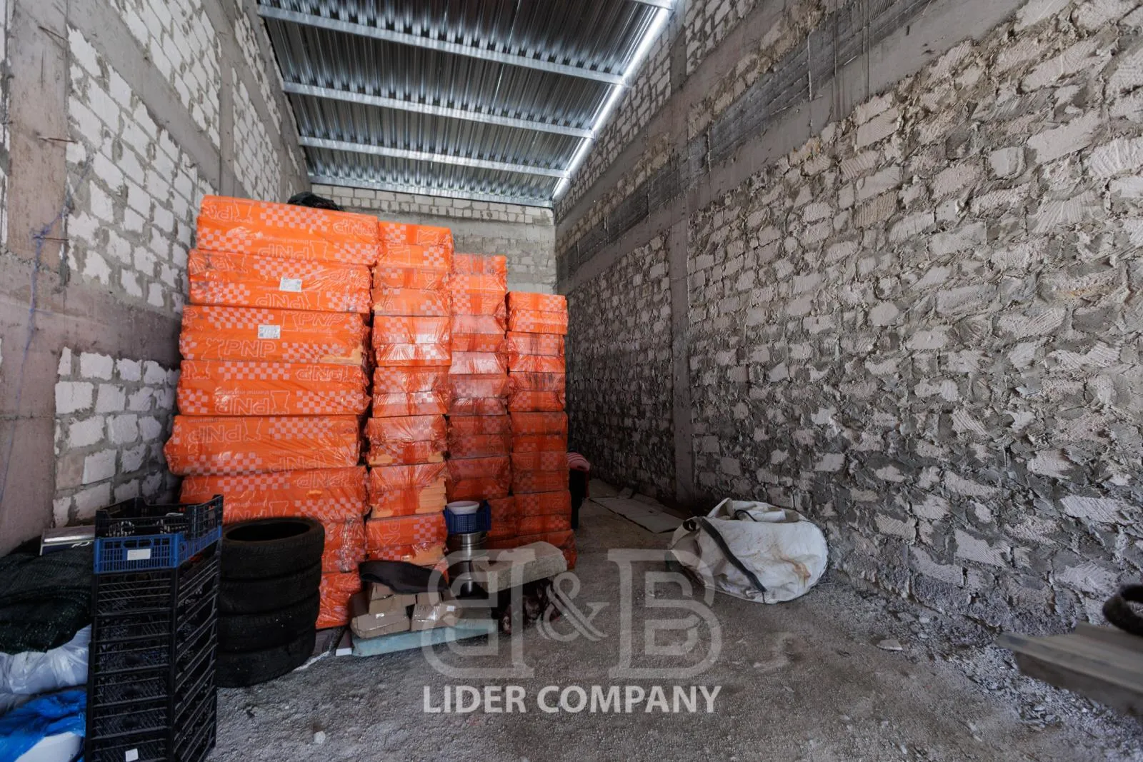 Spațiu comercial, 1 000 m² — Imagine 2