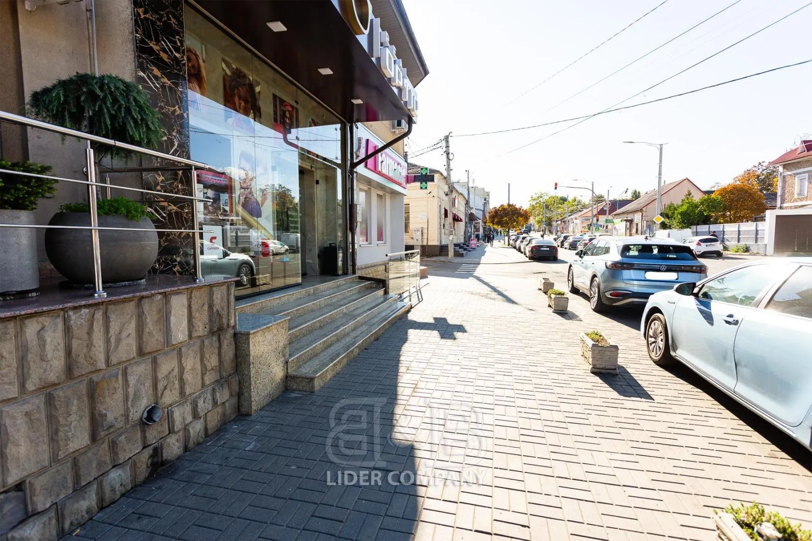 Spațiu comercial, 49 m² — Imagine 2