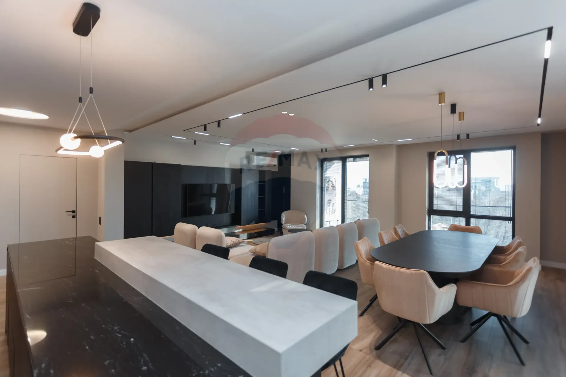 2-bedroom apartment, 128 m² — Image 8