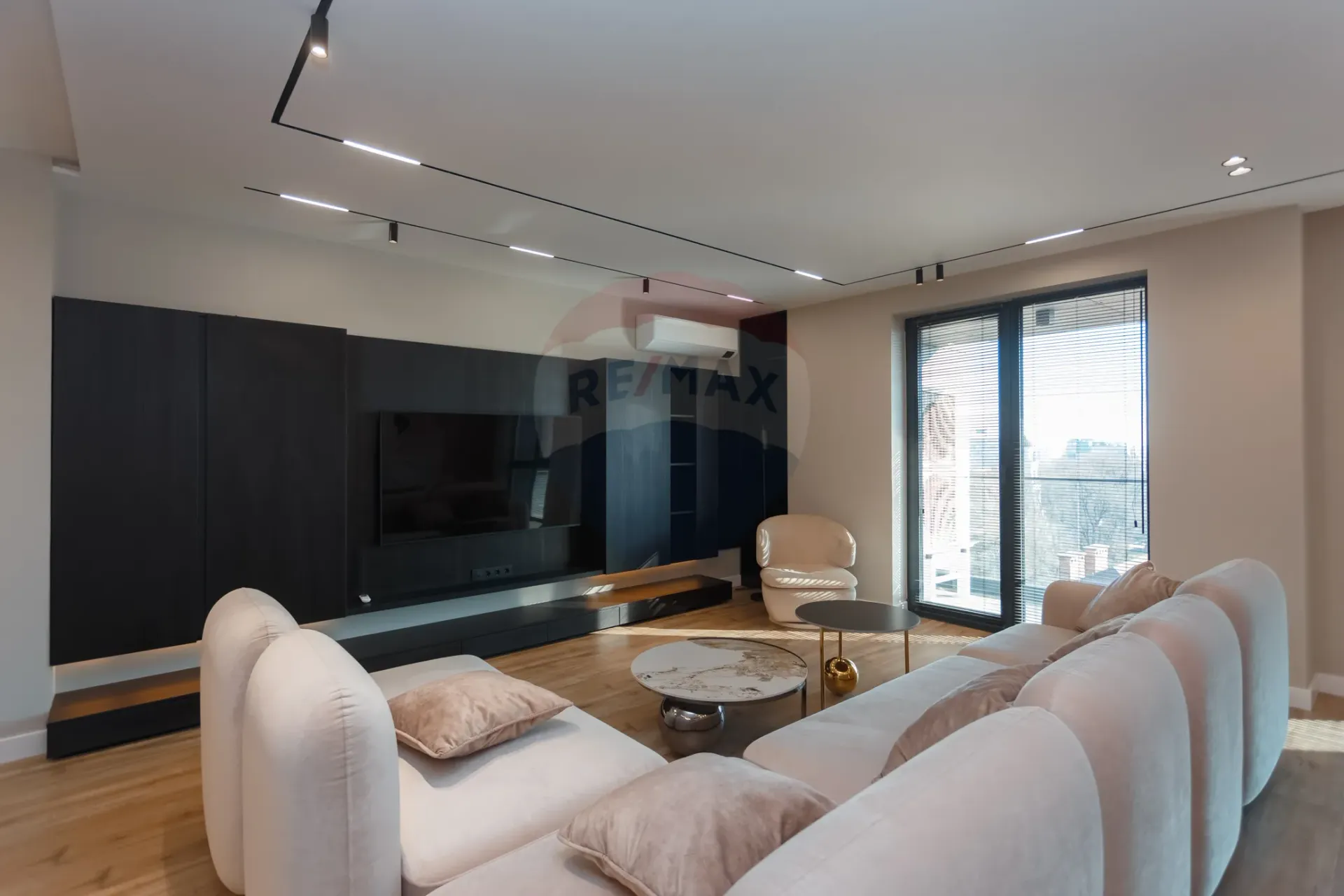 2-bedroom apartment, 128 m² — Image 9
