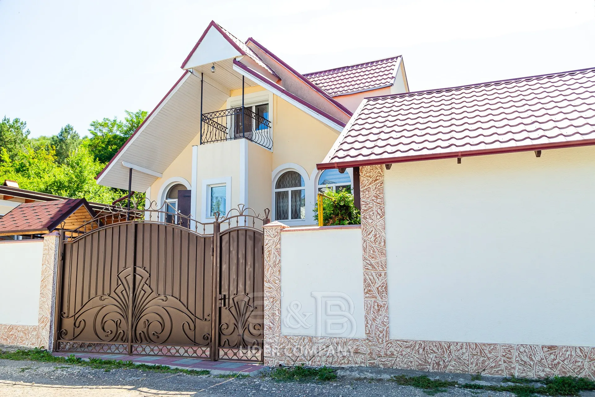 2-floor house, 5 rooms, 120 m² — Image 1