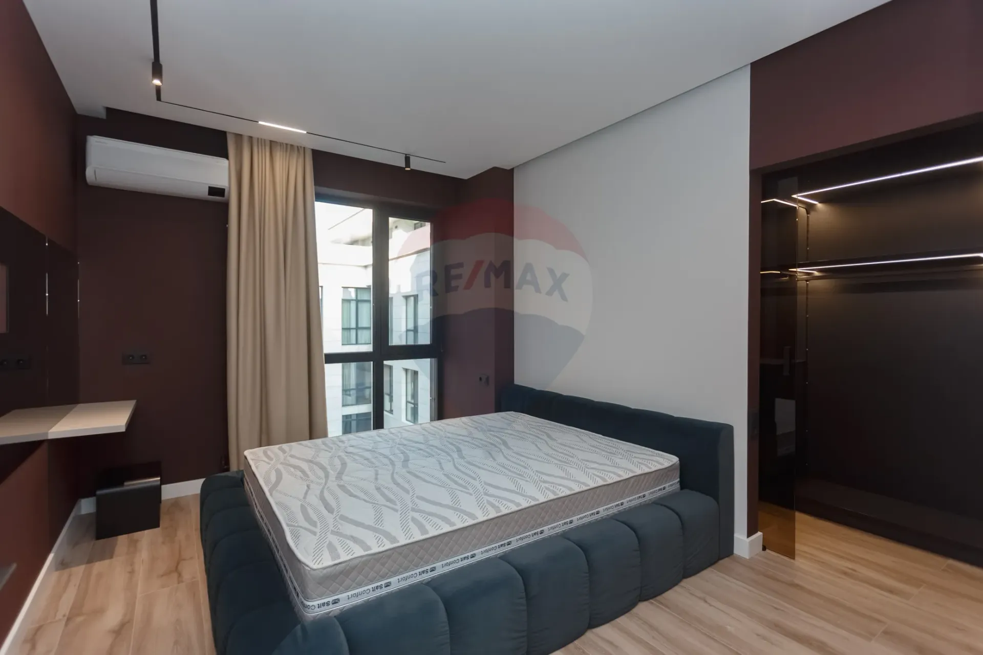 3-bedroom apartment, 141.8 m² — Image 4