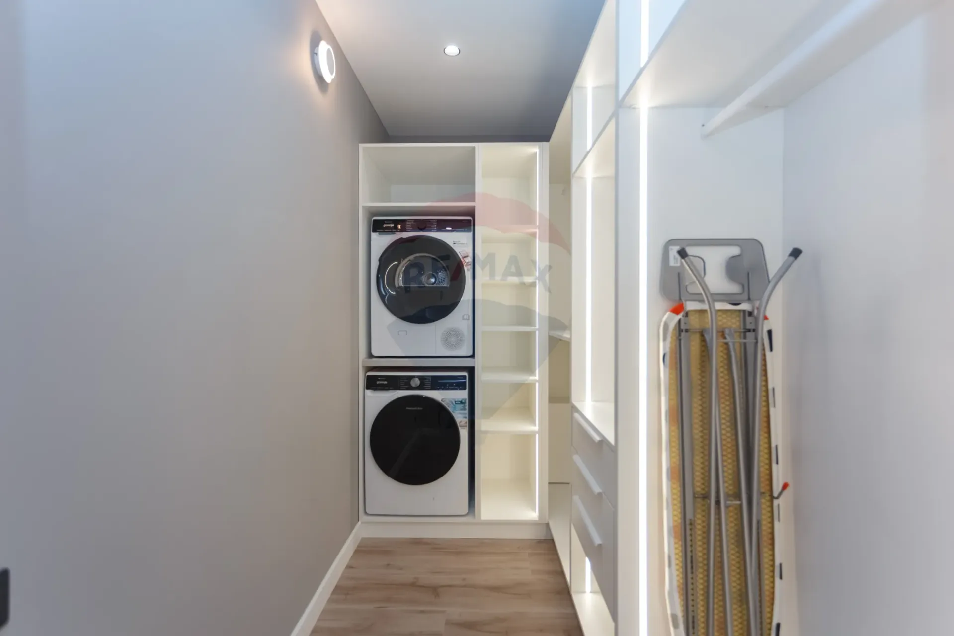 3-bedroom apartment, 141.8 m² — Image 6