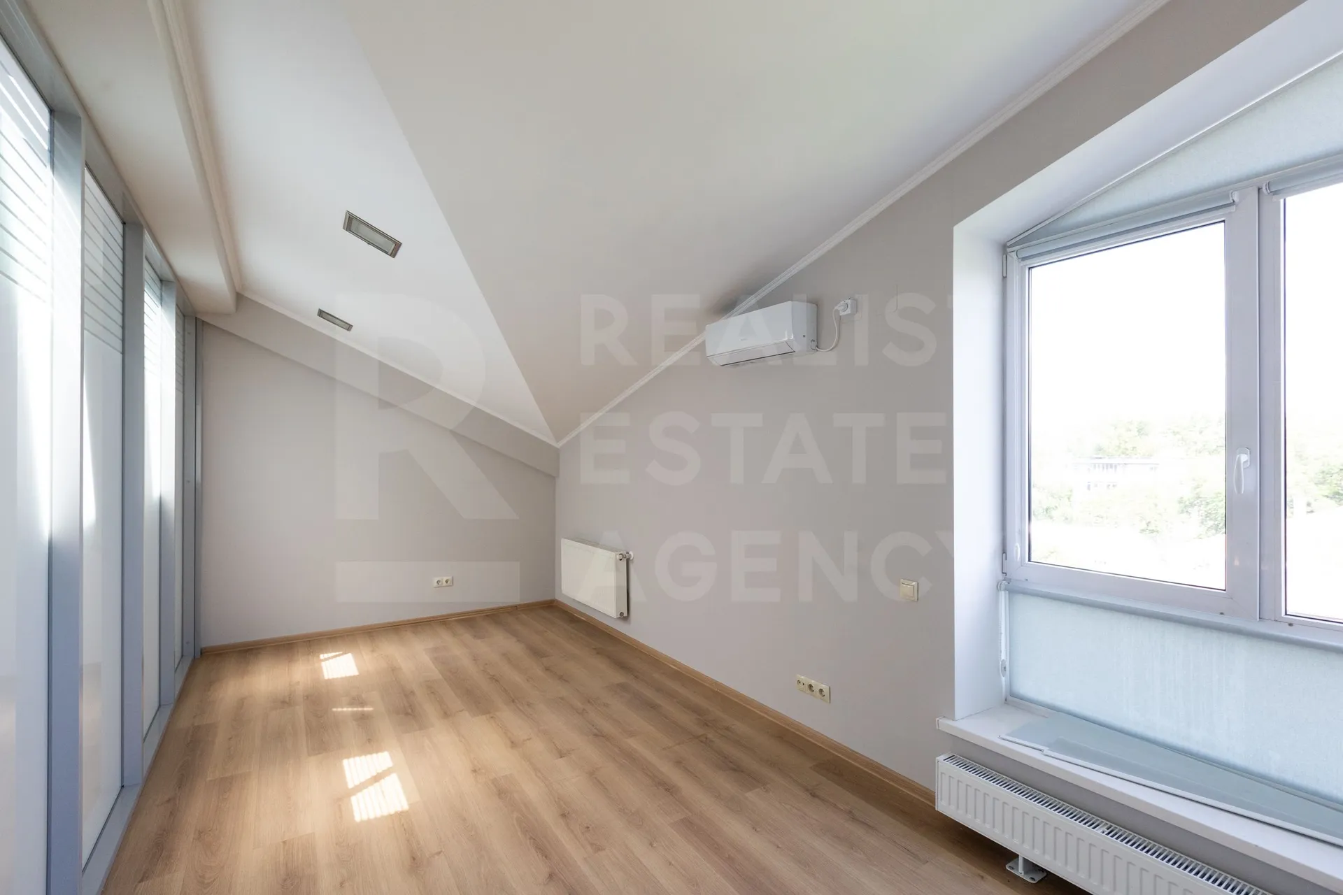 1-bedroom office, 505 m² — Image 4
