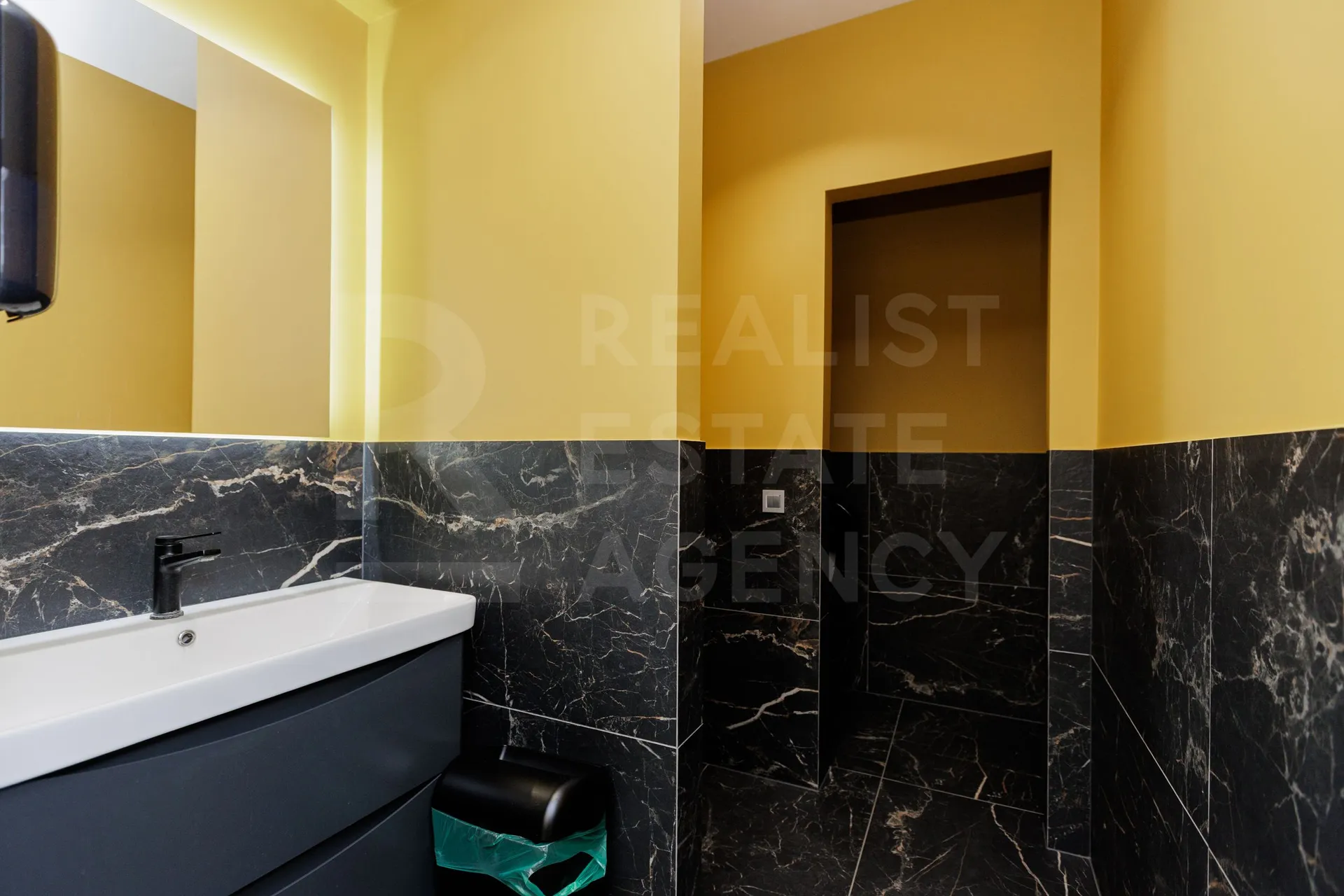 Spațiu comercial, 1 176 m² — Imagine 3