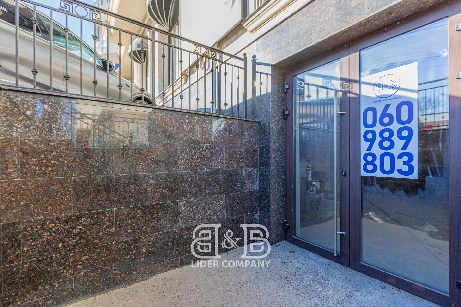 Spațiu comercial, 278 m² — Imagine 2