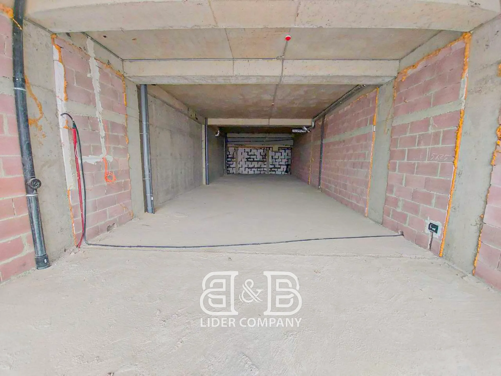 Spațiu comercial, 113 m² — Imagine 2