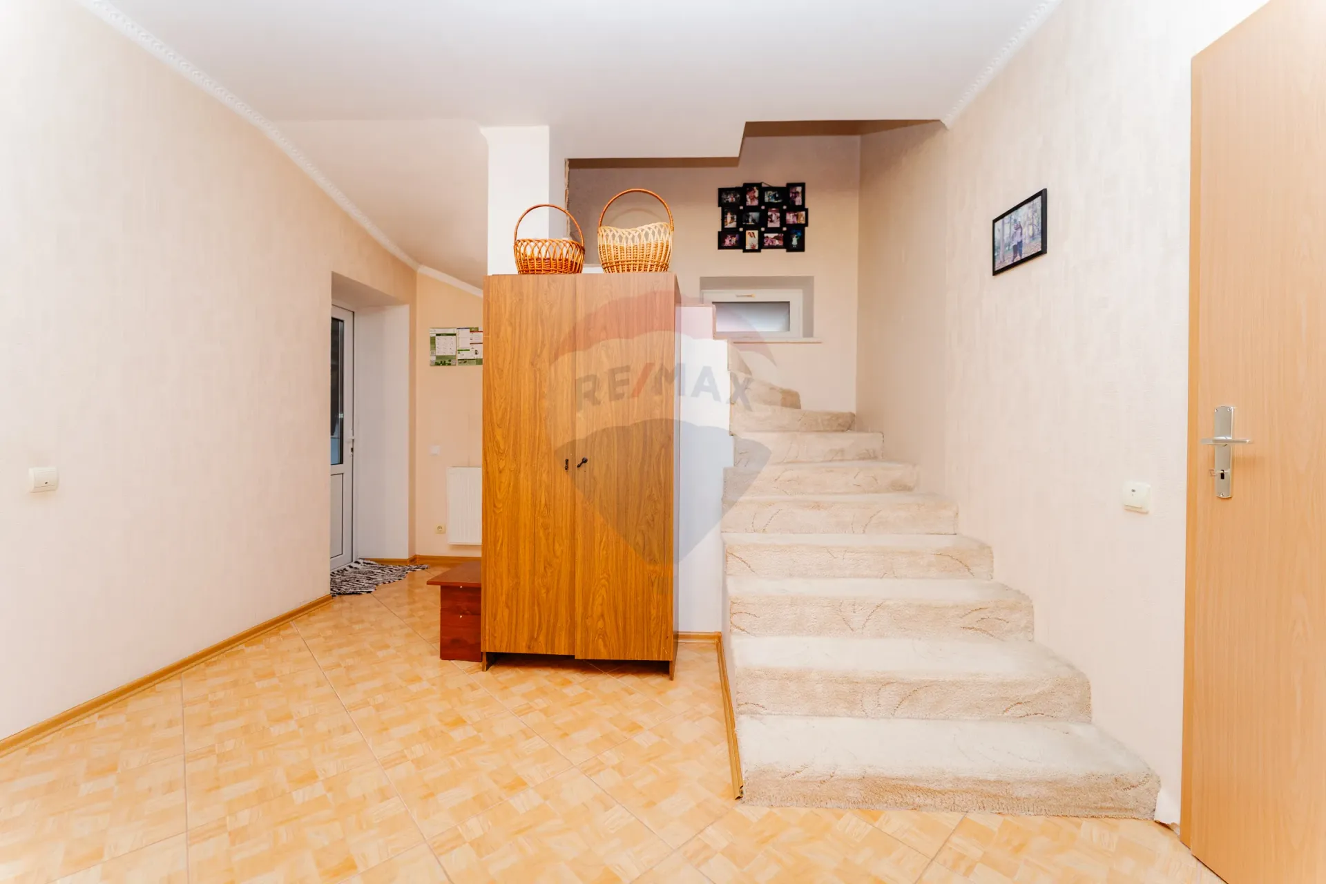 2-floor house, 223.9 m² — Image 9