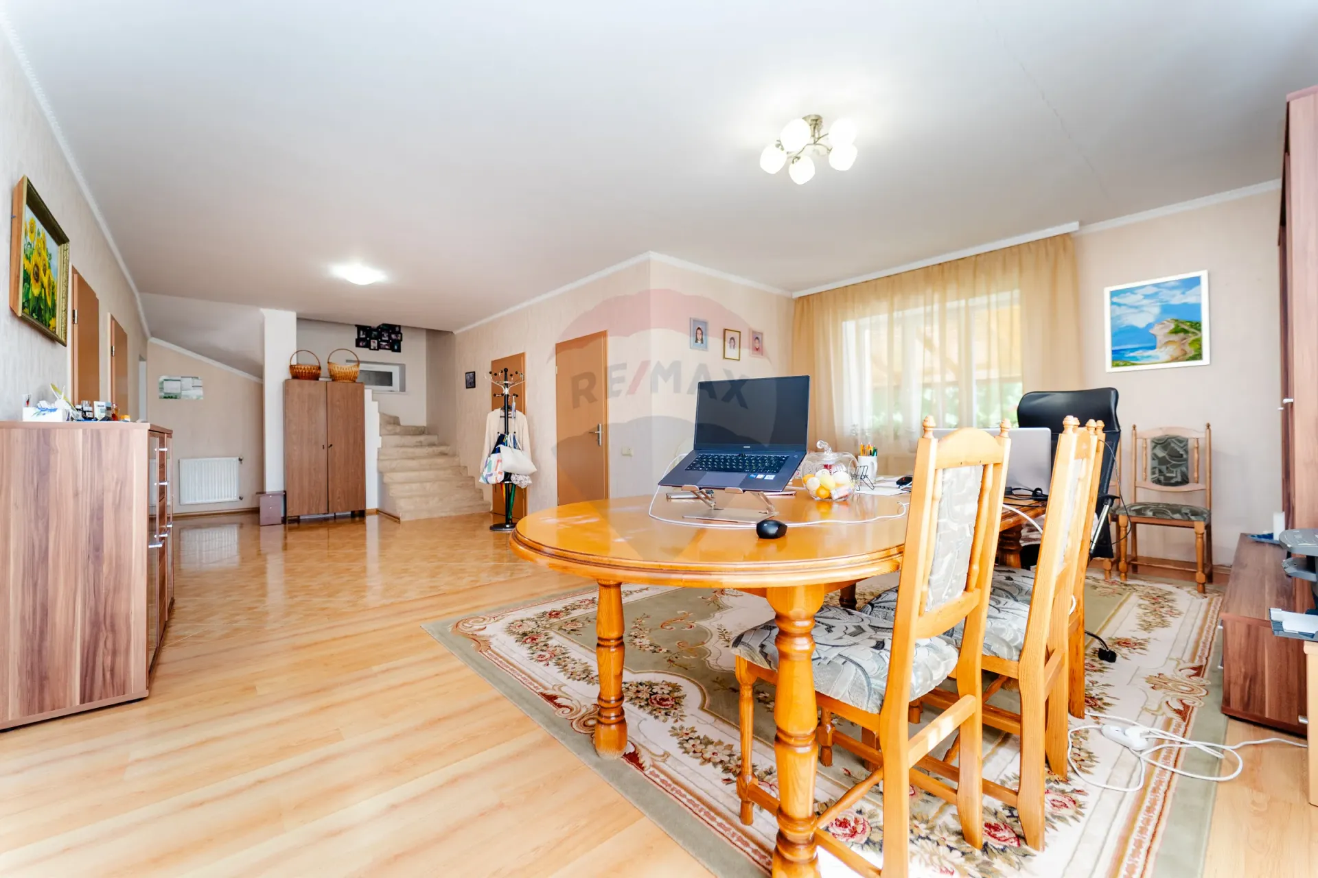 2-floor house, 223.9 m² — Image 3