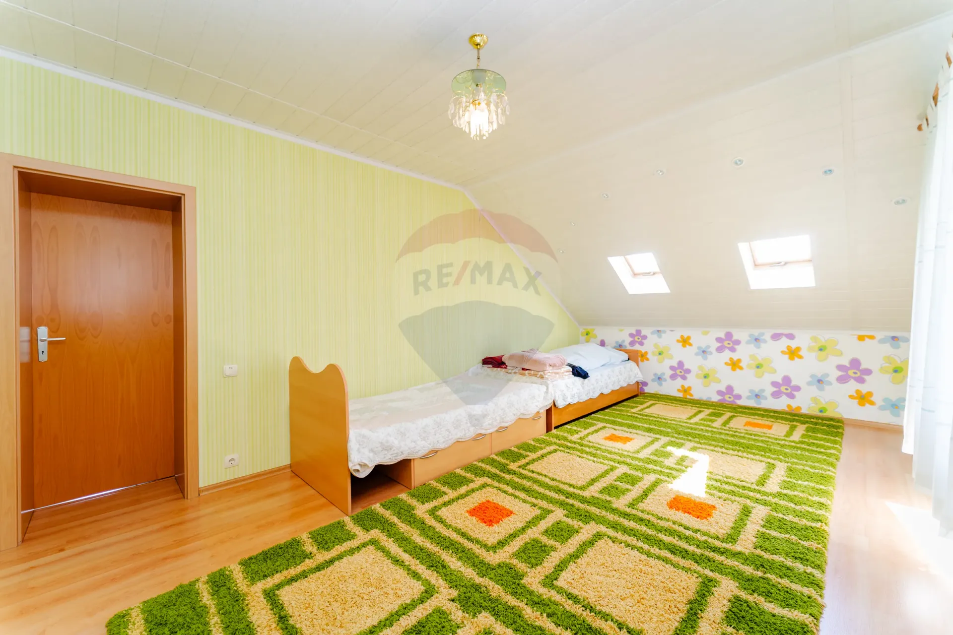 2-floor house, 223.9 m² — Image 15