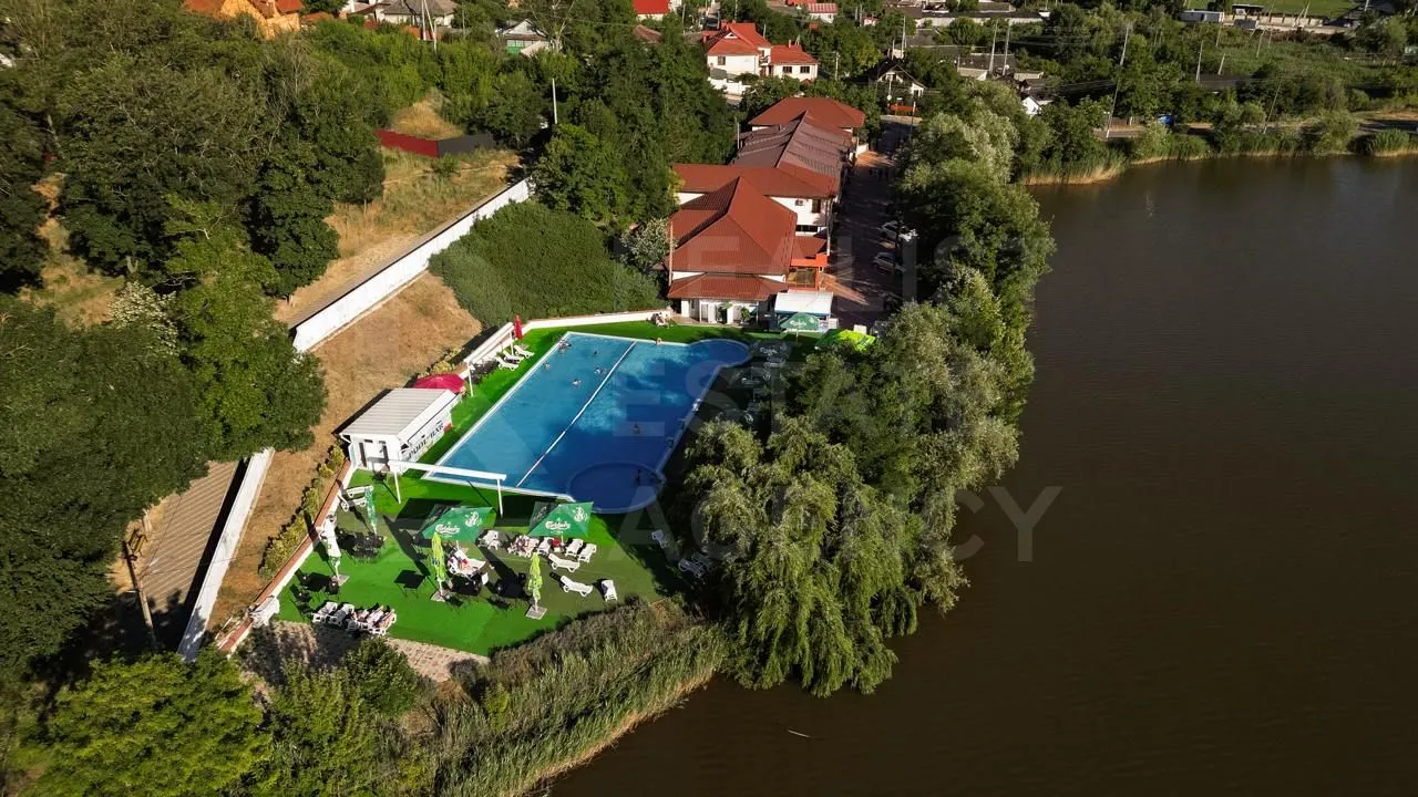 Готовый бизнес, 1 600 м² — Изображение 1