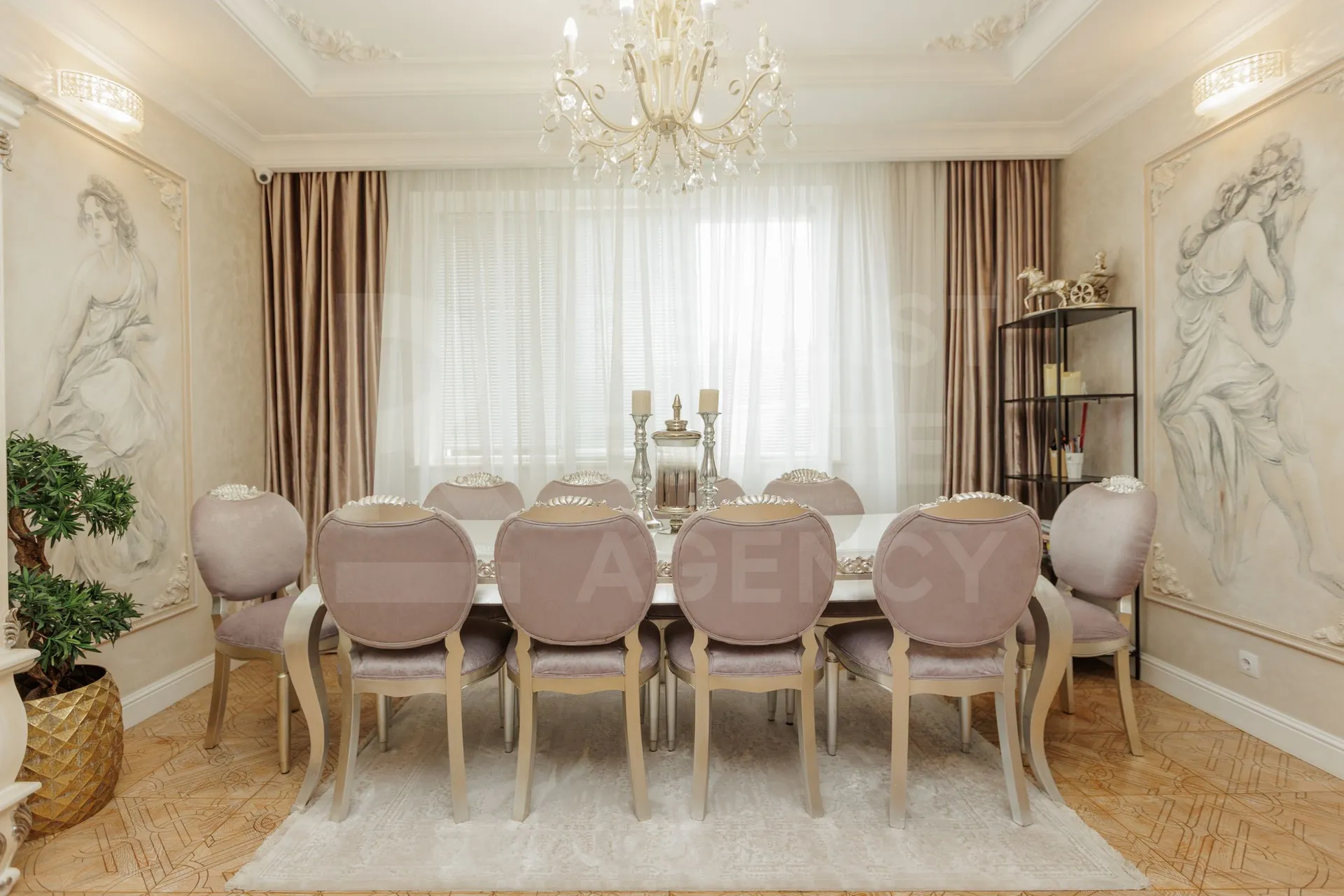 3-этажный дом, 5 комнат, 230 м² — Изображение 4