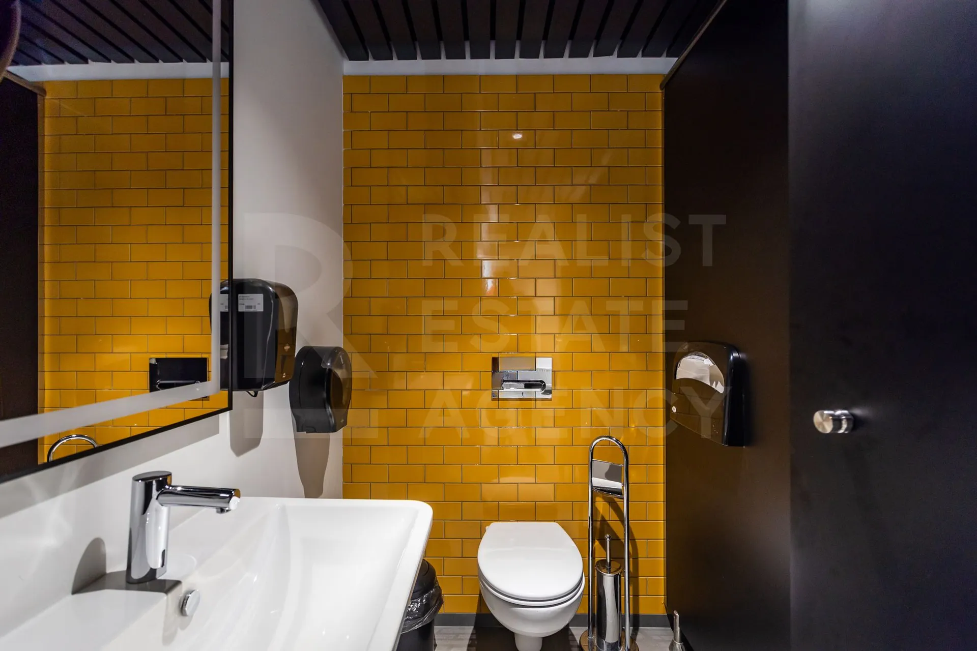 1-bedroom office, 710 m² — Image 3