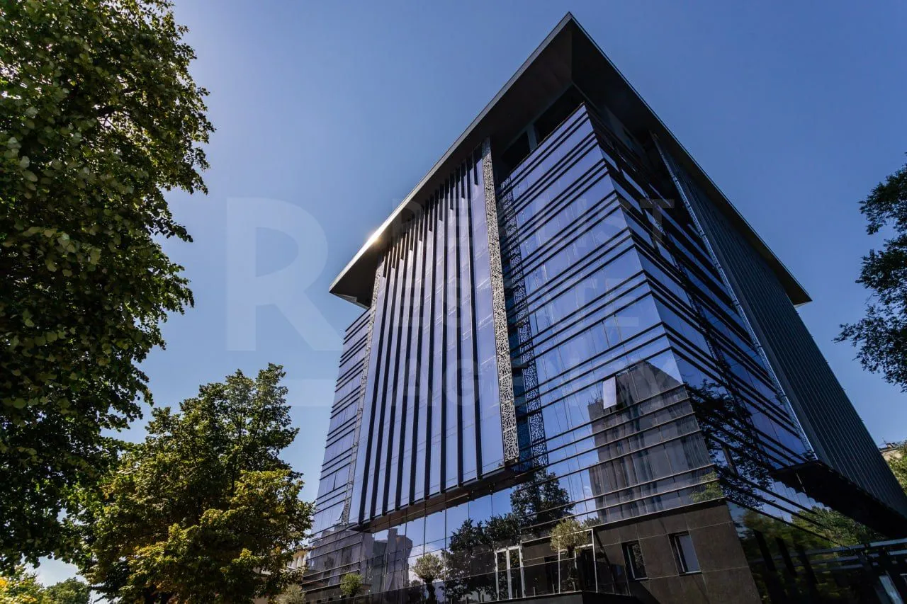 1-bedroom office, 120 m² — Image 3