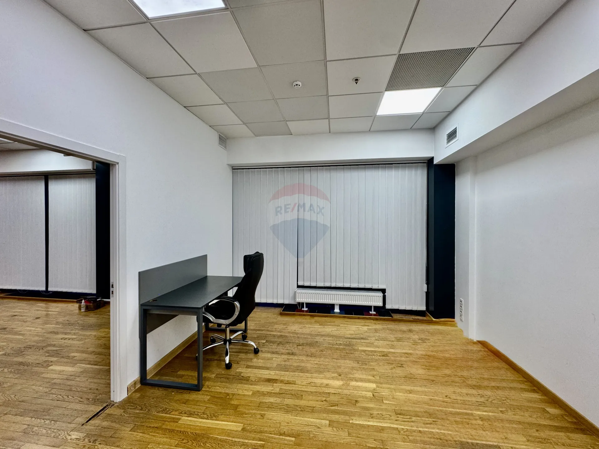 1-bedroom office, 229 m² — Image 8