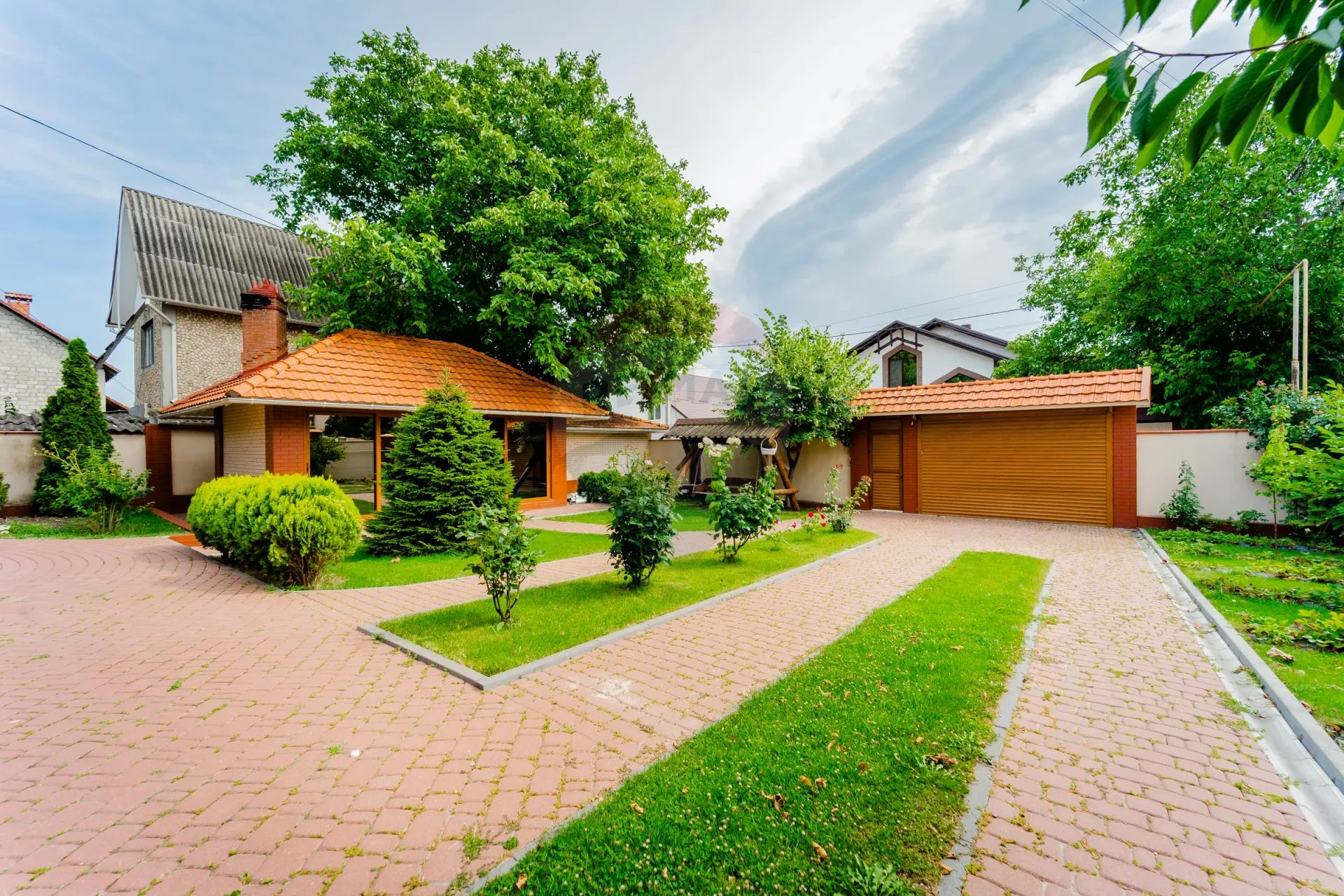 3-floor house, 270 m² — Image 10