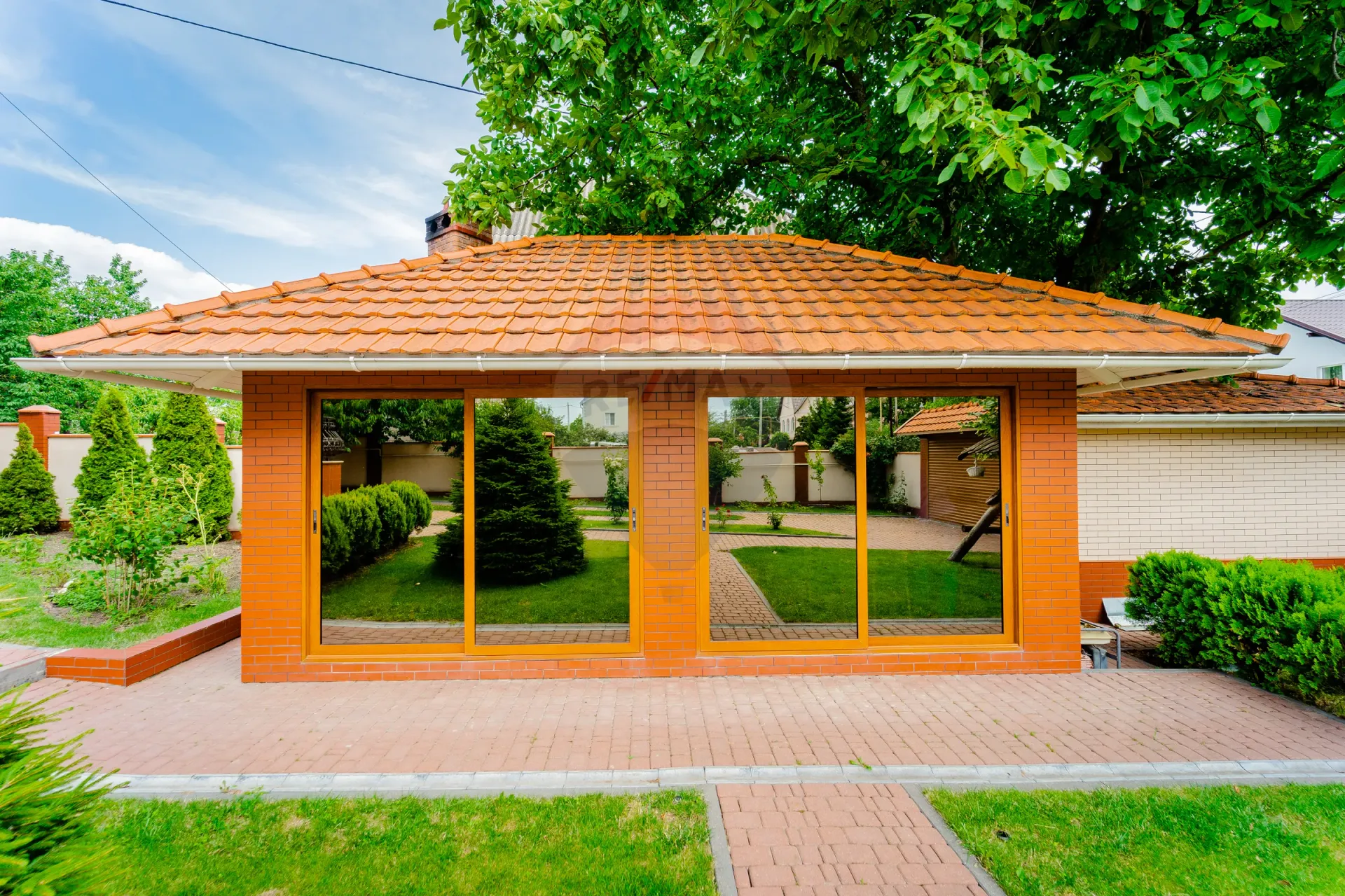 3-floor house, 270 m² — Image 18