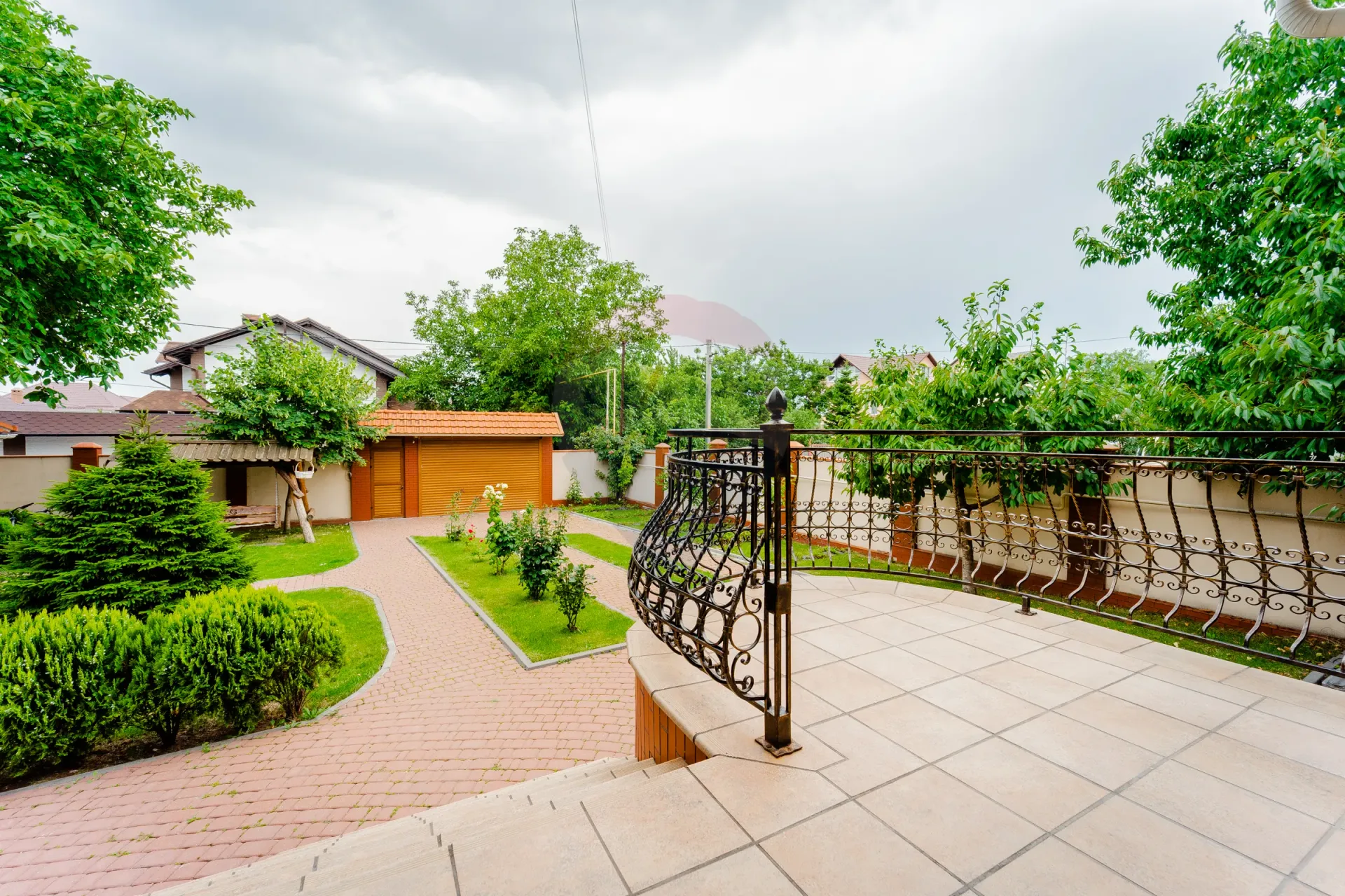 3-floor house, 270 m² — Image 19