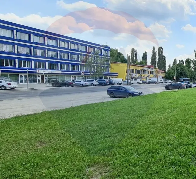 Free-purpose property, 650 m² — Image 5