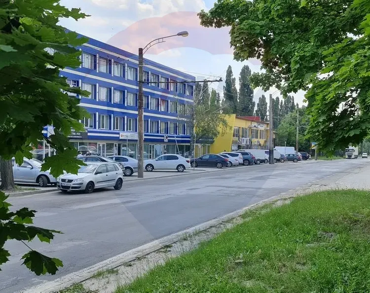 Free-purpose property, 650 m² — Image 7