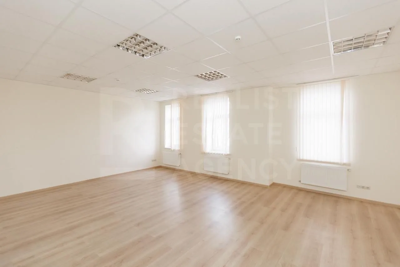 3-camere birou, 305 m² — Imagine 3