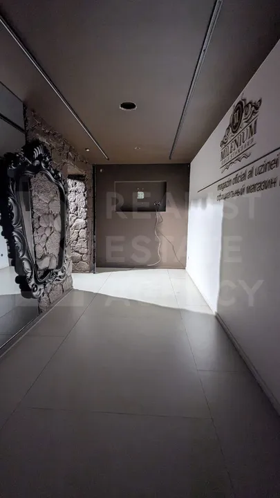 Spațiu comercial, 116 m² — Imagine 2