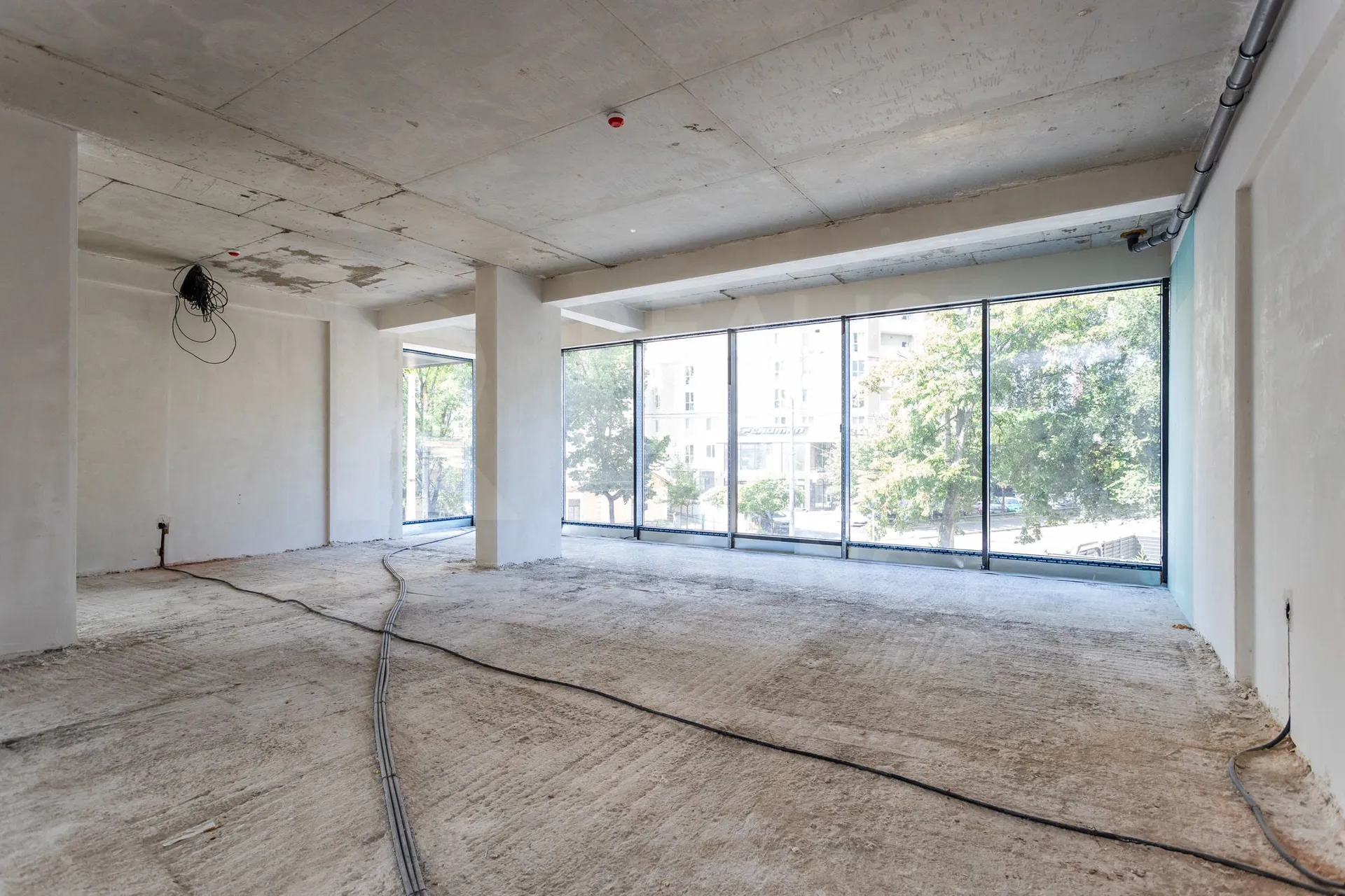 Trade space, 738.4 m² — Image 1