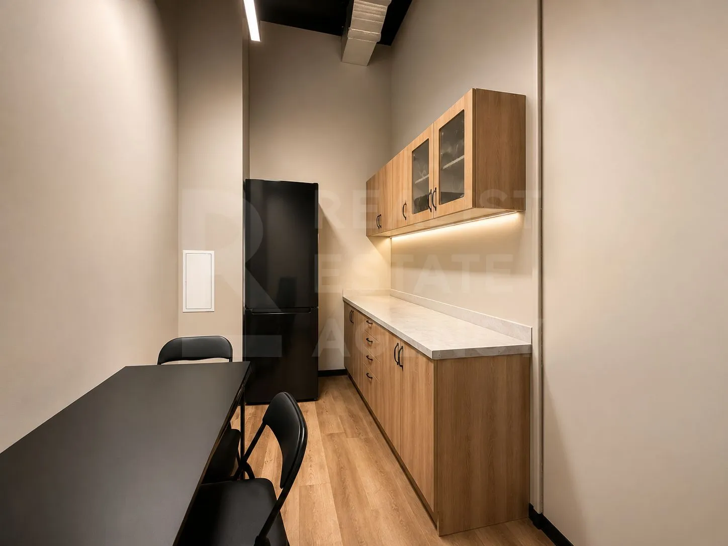 1-bedroom office, 178 m² — Image 2