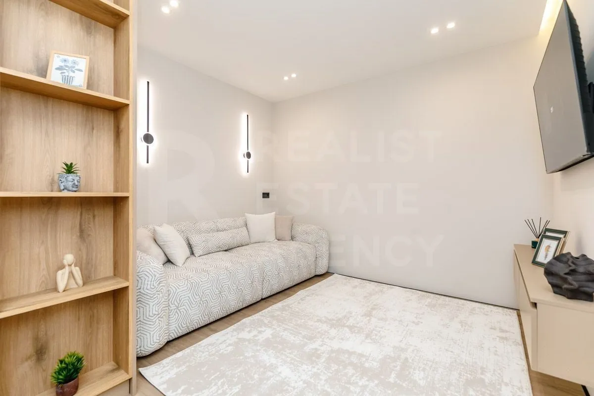 1-комнатная квартира, 50.2 м² — Изображение 1